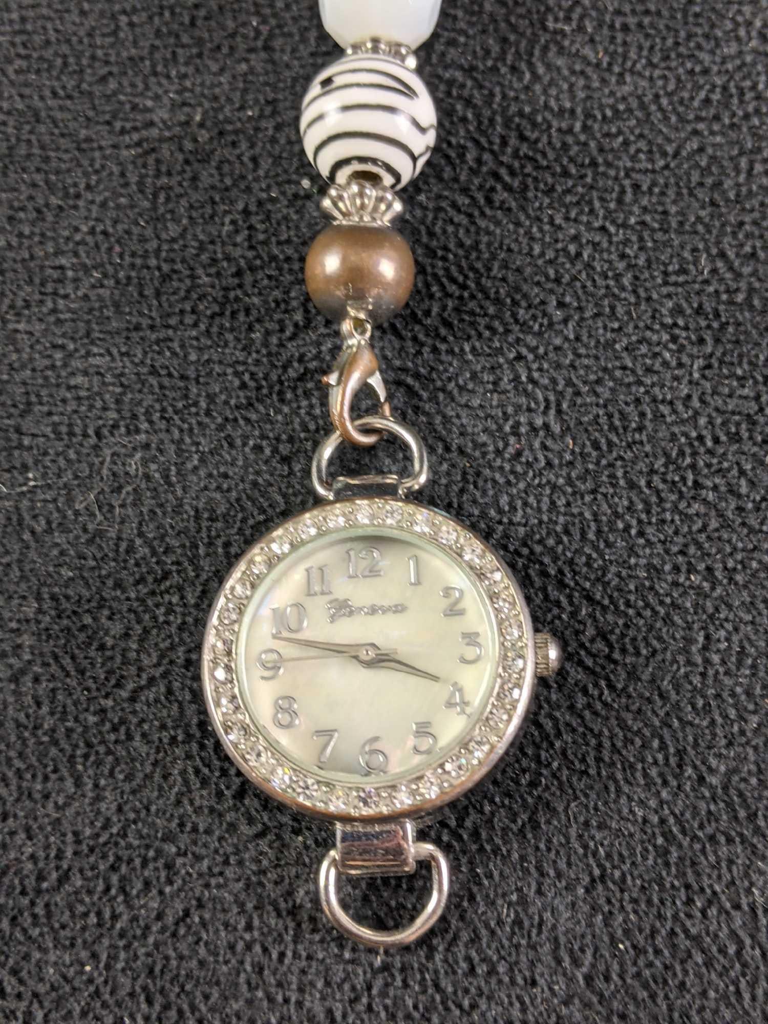 Three Women's Fashion Watches Interchangeable: Three Women's Fashion Watches Interchangeable This is a lot with three women's watches that have interchangeable beaded bands, you can even buy more bands and customize your watch look at home