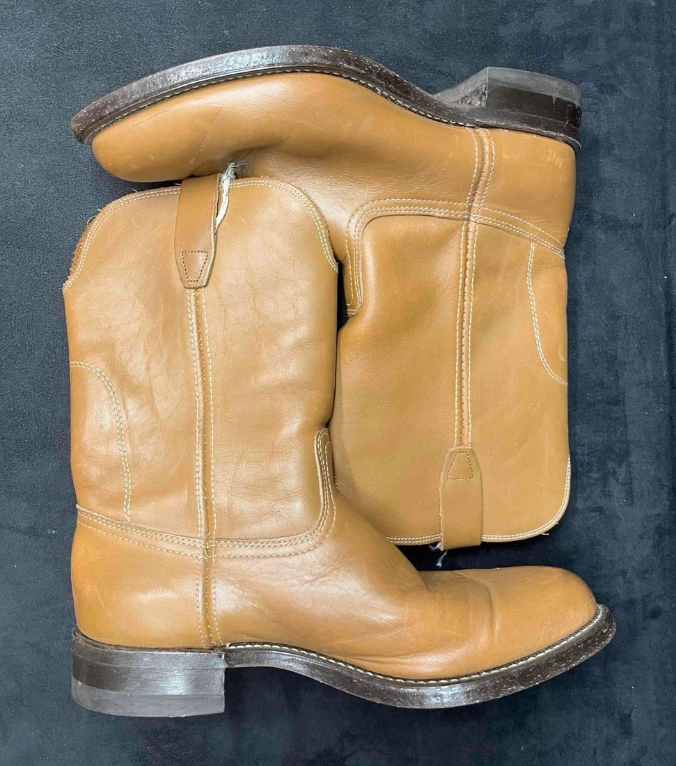 Mens Vulcan Mens Cowboy Style Boots Made in The U.S.A Size 11 (1 of 12)