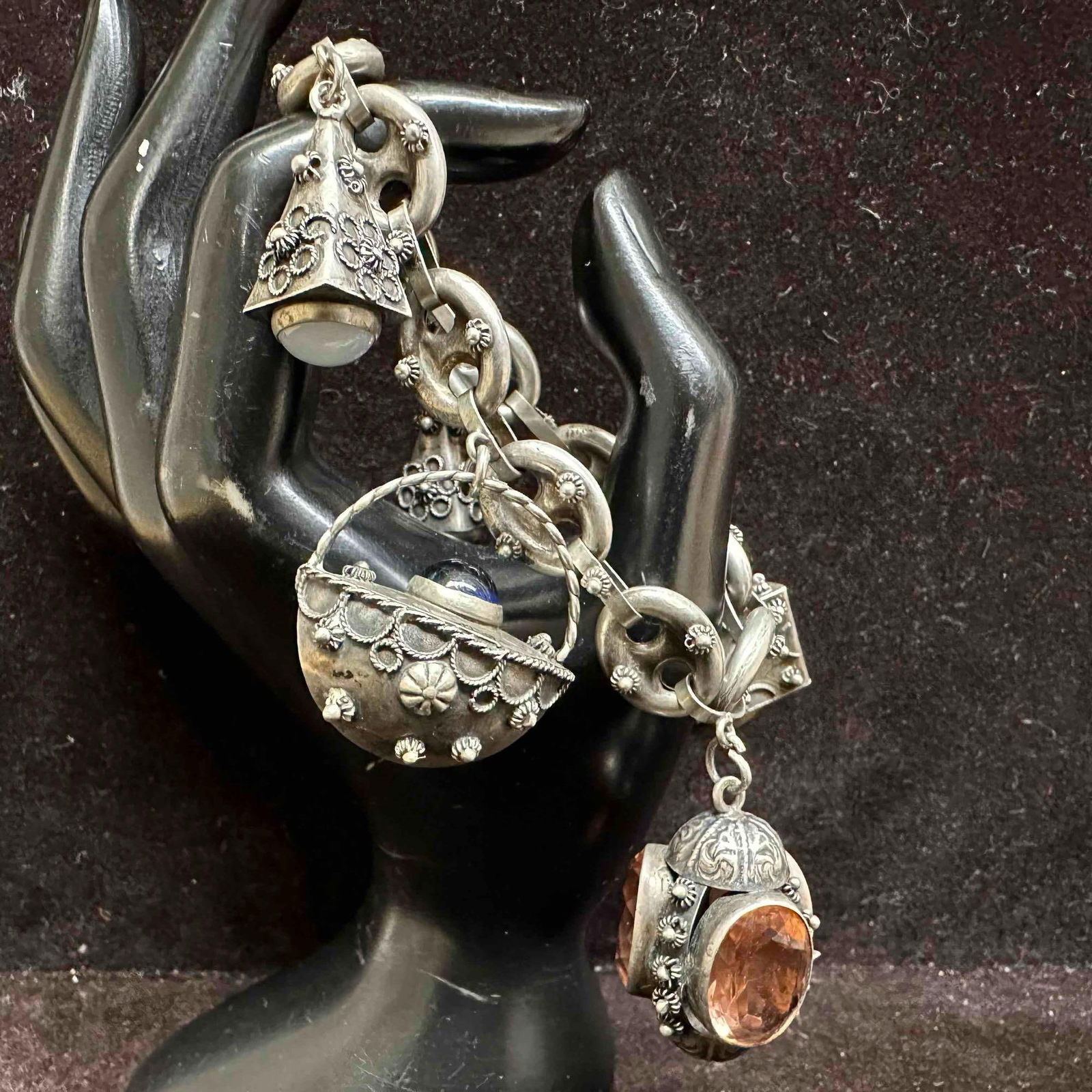 Crystal Glass Ornate Charm 800 Silver Puff Chain Link Bracelet Floral Motif I4: This item is in good pre-owned, previously used/displayed condition with noticeable light wear, and surface scratches. Please reference all photos for full details. This piece of jewelry has been test