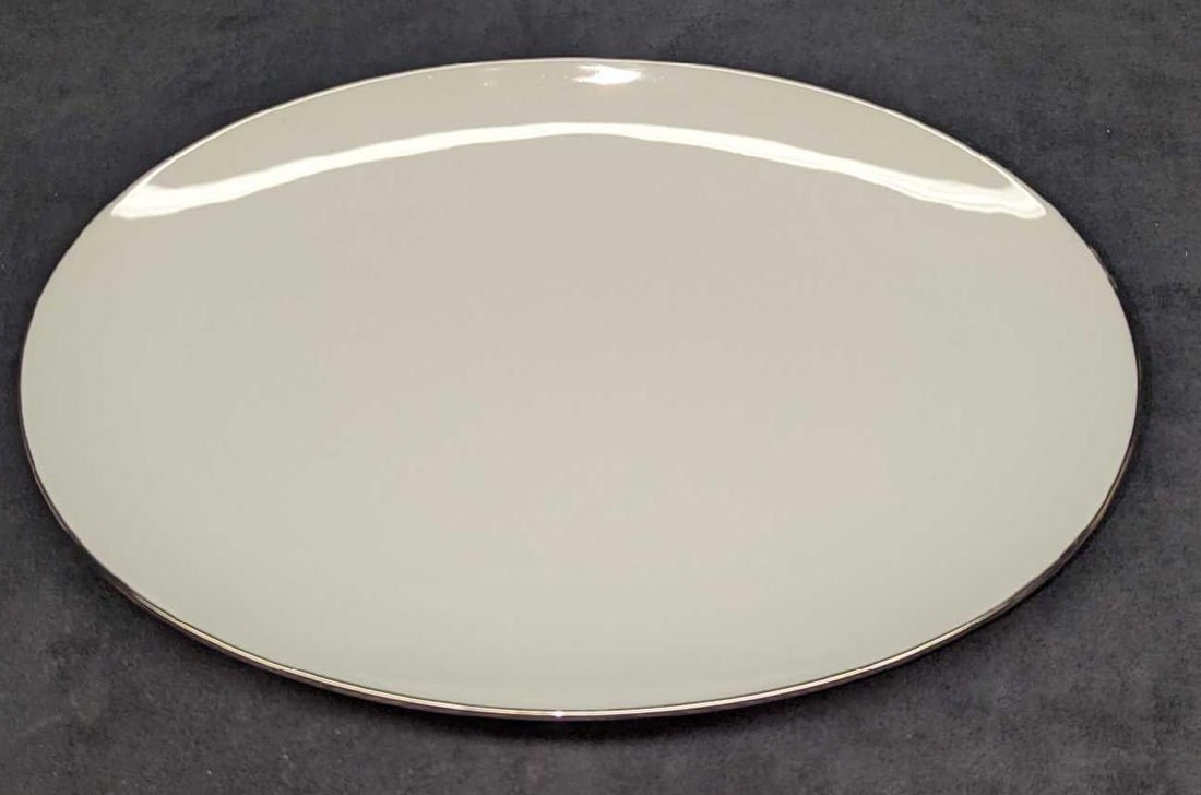 Retired Noritake Colony 14" Oval Serving Platter: Retired Noritake Colony 14" Oval Serving Platter. This is approx 14 1/4" x 9 1/2" x 1 1/2" and it weighs 2.35 lbs. Please see the images as they are part of the description. The "Colony" design was