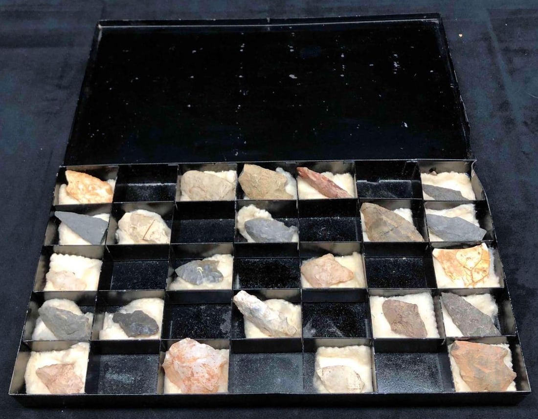 23 Native American Arrow Heads - 4