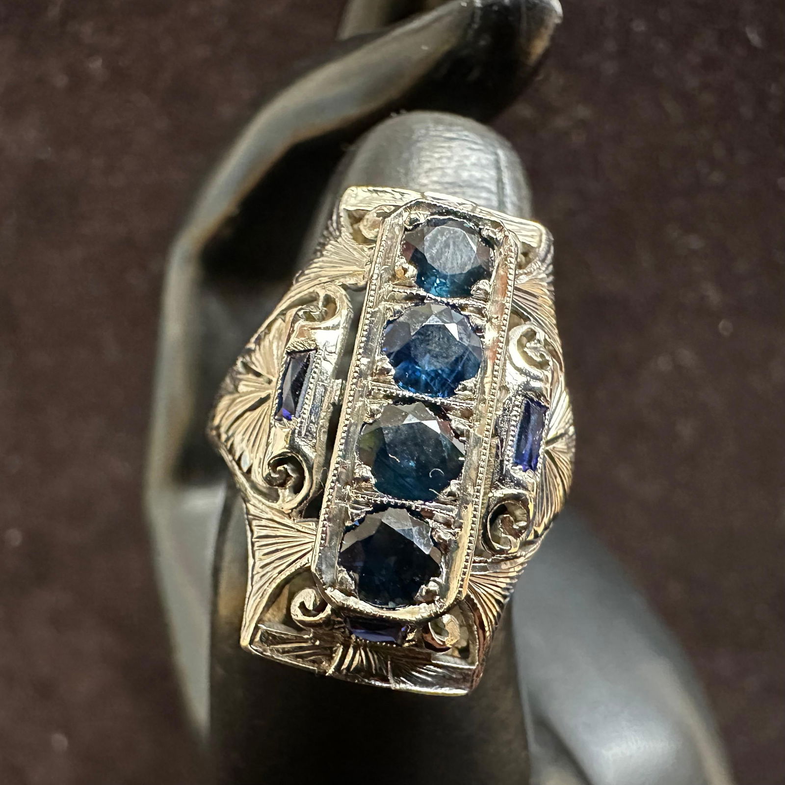 Belais Dark Blue Sapphires 18K White Gold Art Deco Fine Ring: This item is in good pre-owned, previously used/displayed condition with noticeable light wear and surface scratches. Please reference all photos for full details. This piece of jewelry has been teste