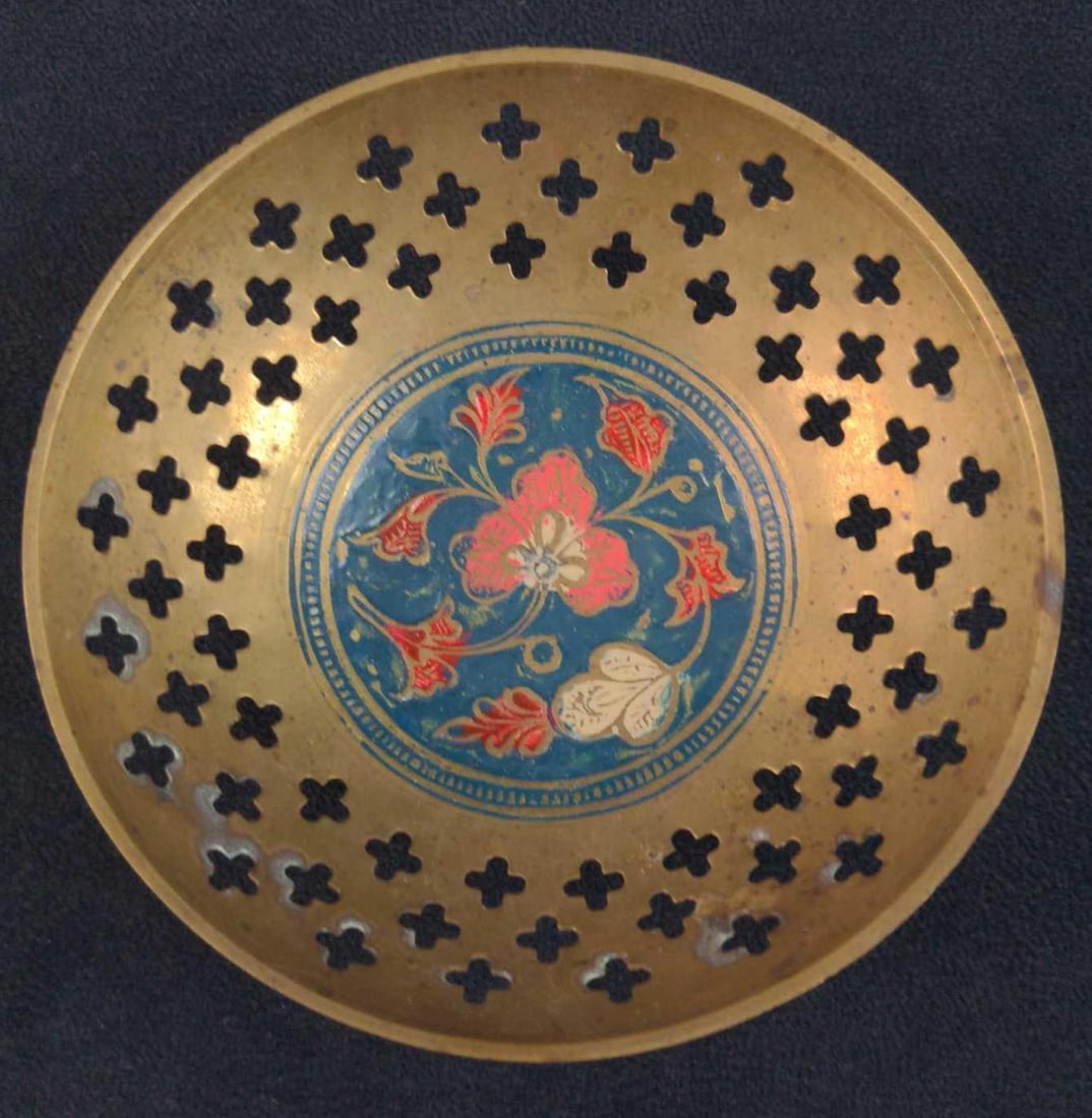 Small Brass Floral Bowl With Enamel Center (1 of 5)