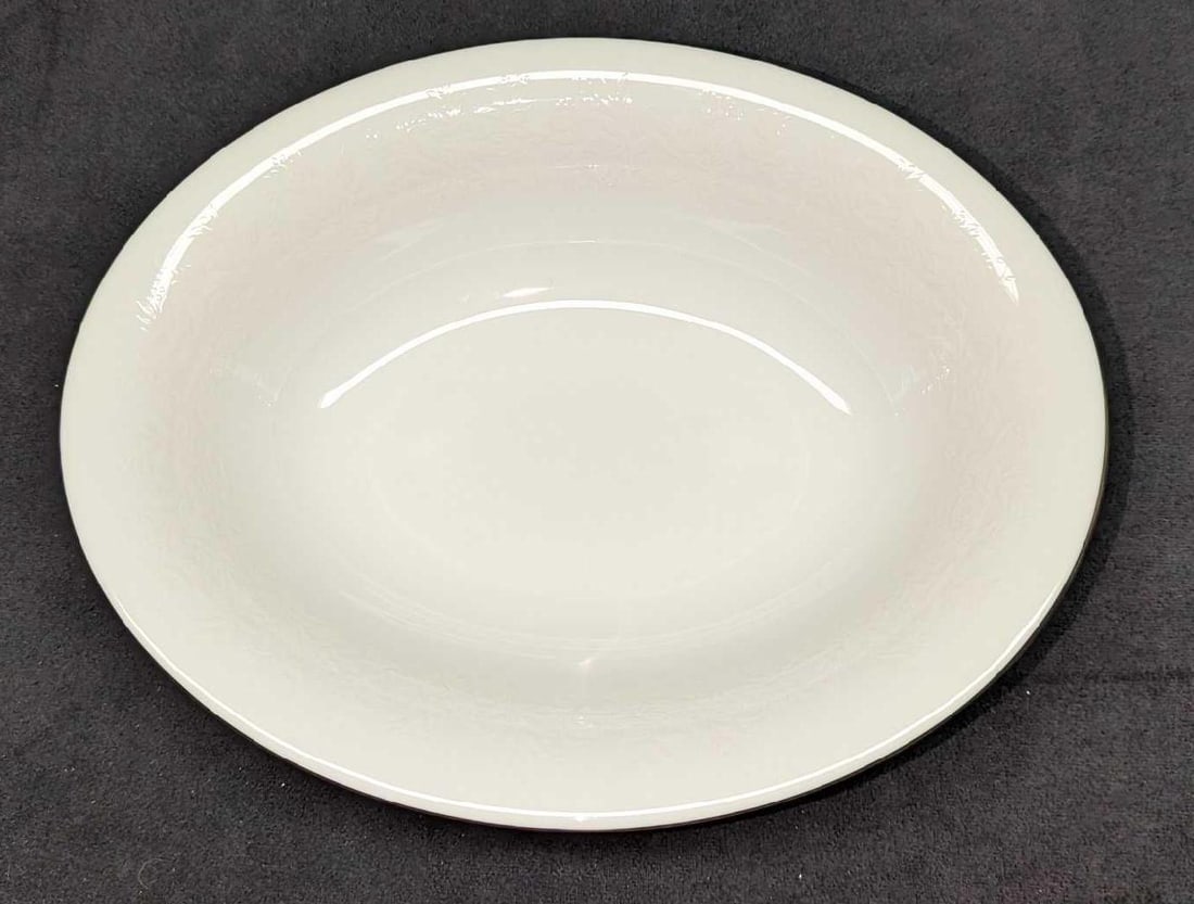 Wedgwood China Silver Ermine 10" Oval Vegetable Bowl (1 of 4)