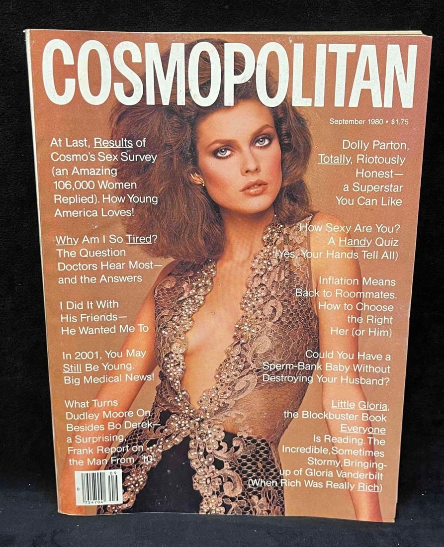 Vintage Cosmopolitan Magazine September 1980 Carol Alt Dolly: This lot contains a Vintage Cosmopolitan Magazine September 1980 Carol Alt Dolly. It is approx 10 3/4" x 8 1/4" and it weighs about 1.3lbs. Overall the vintage magazine is in good used condition with