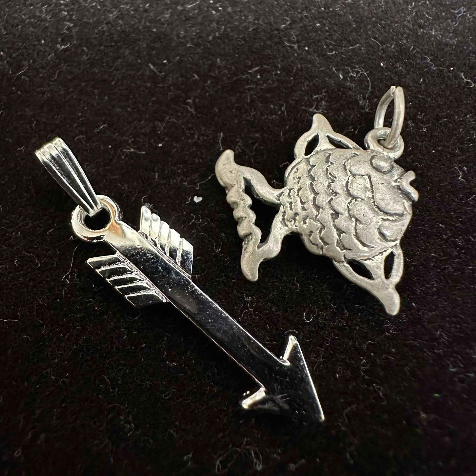 Cellini Arrow and Fish Sterling Silver Necklace Pendant Set F48 (1 of 6)