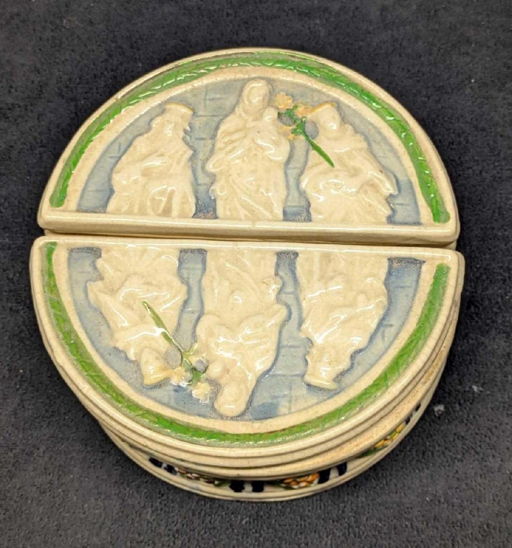 2 Vintage Ceramic Hand Painted Trinket Boxes (1 of 7)