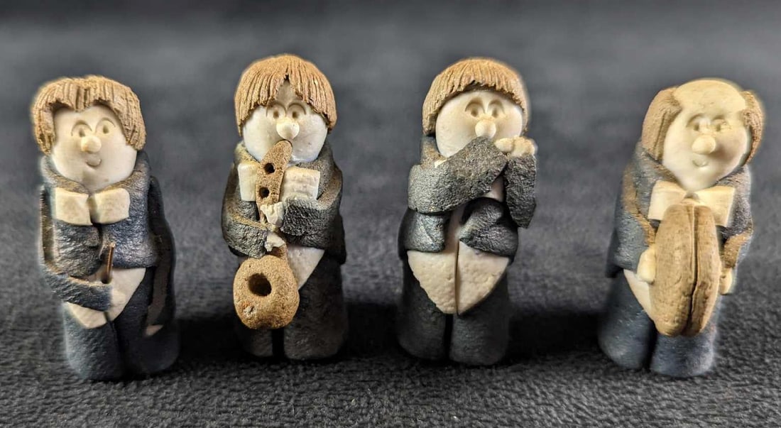4 Vintage Hand Made Clay Little People Figures (1 of 6)