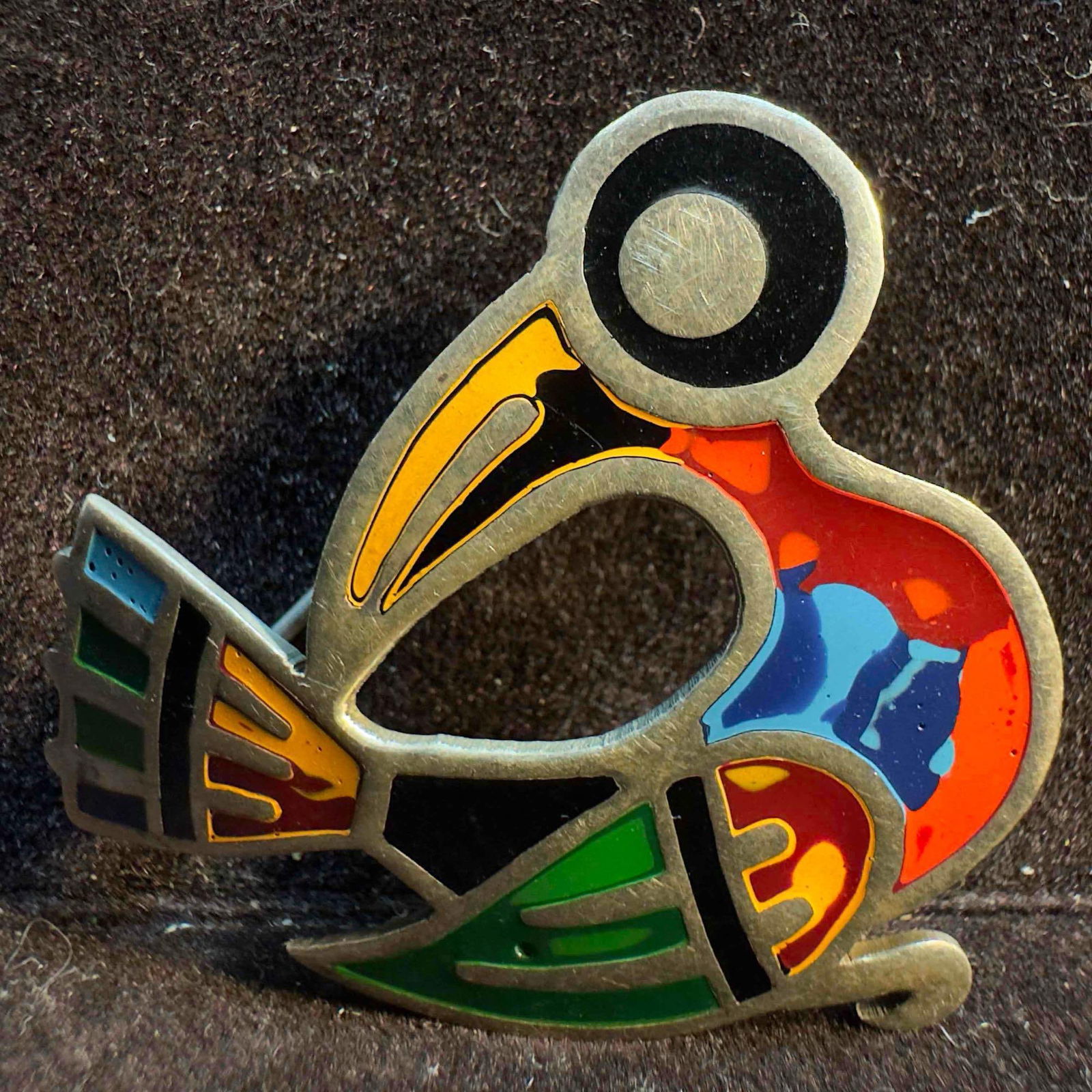 Sterling Silver Colorful Toucan Bird Brooch: This item is in good pre-owned, previously used/displayed condition with noticeable light wear, and surface scratches. Please reference all photos for full details. This piece of jewelry has been test