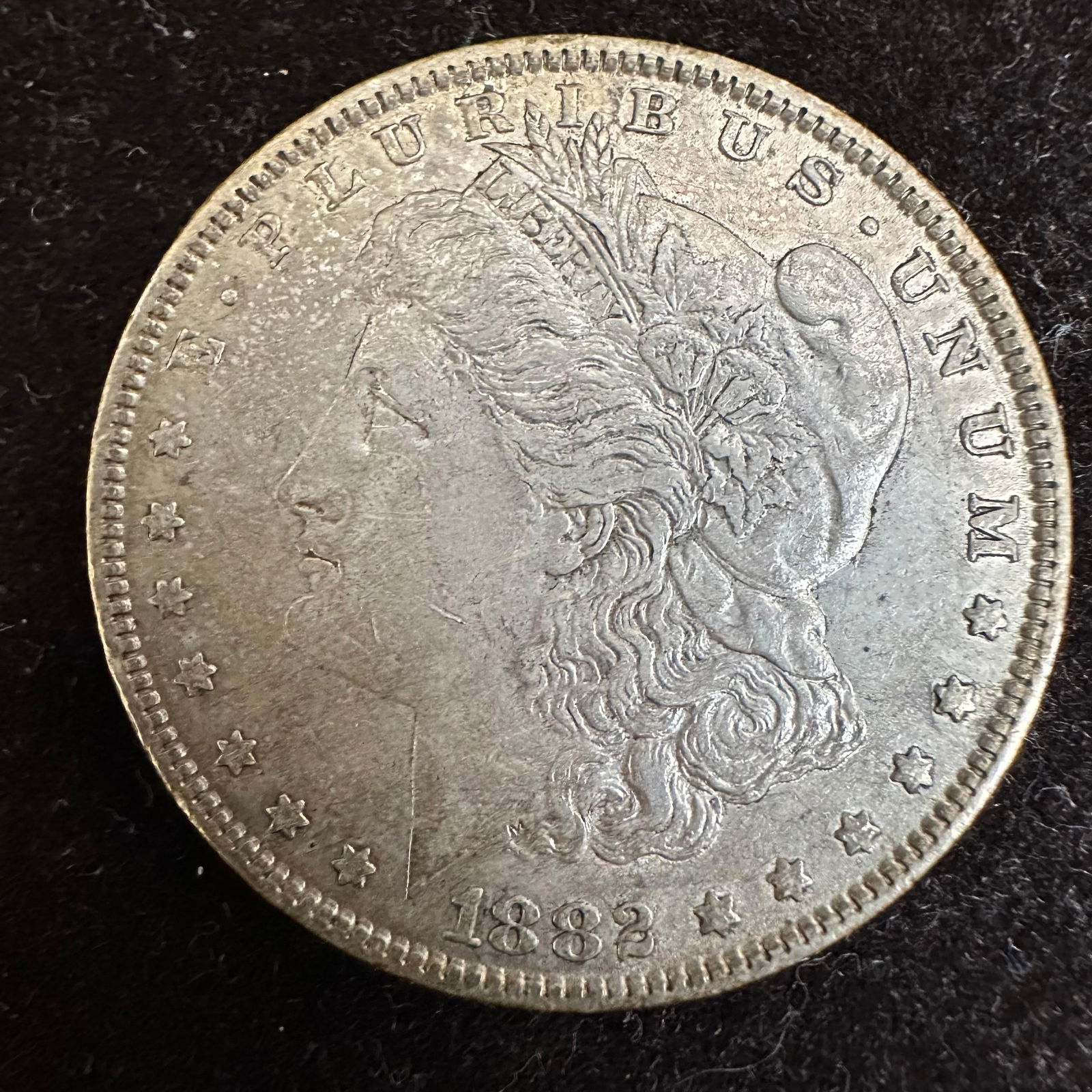 1882 Morgan Silver Dollar O Mint Coin (1 of 4)