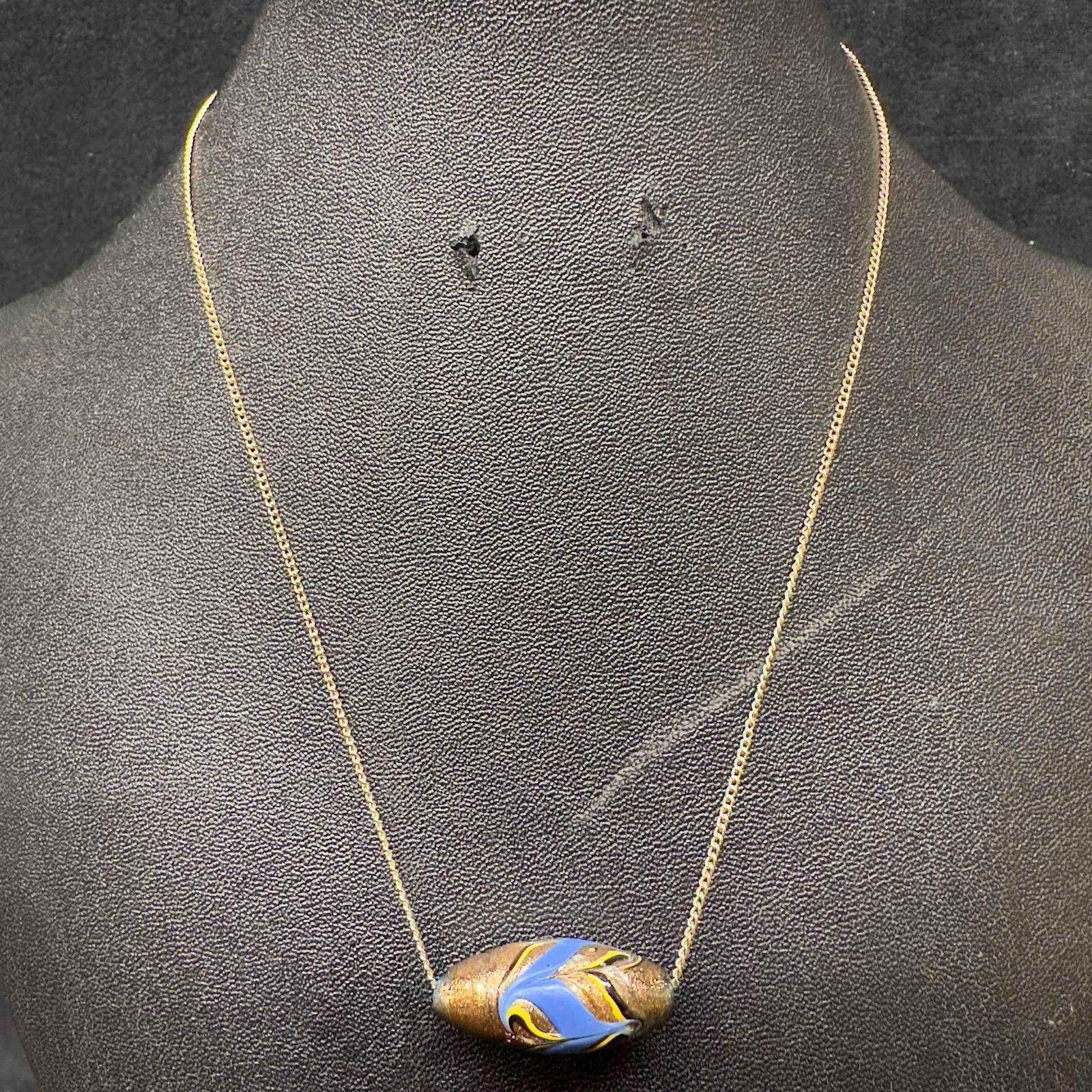 Venetian Murano Art Glass Lamp Work Gold Toned Chain Single Abstract Designed Bead Necklace E45 (1 of 10)