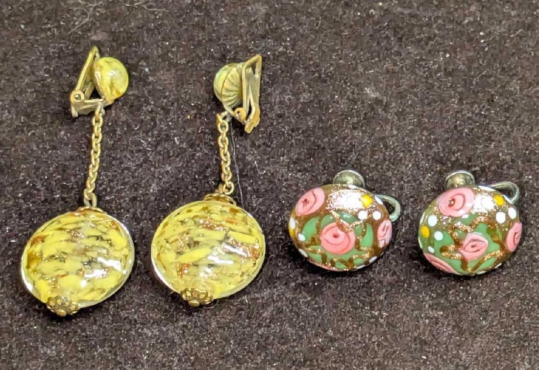 2 Murano Venetian Art Glass Lamp Work Earrings DDDDDD (1 of 4)