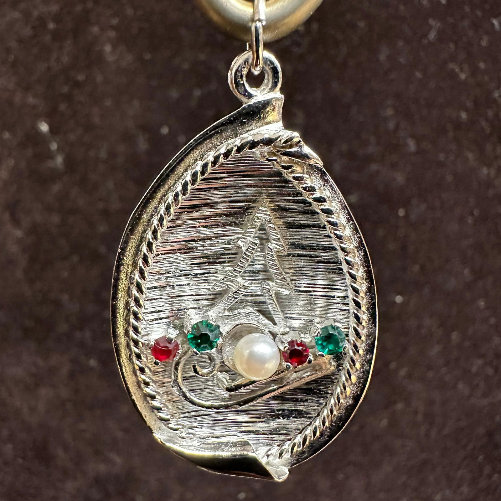 M and M Sterling Silver Christmas Tree Pendant Q55 (1 of 6)