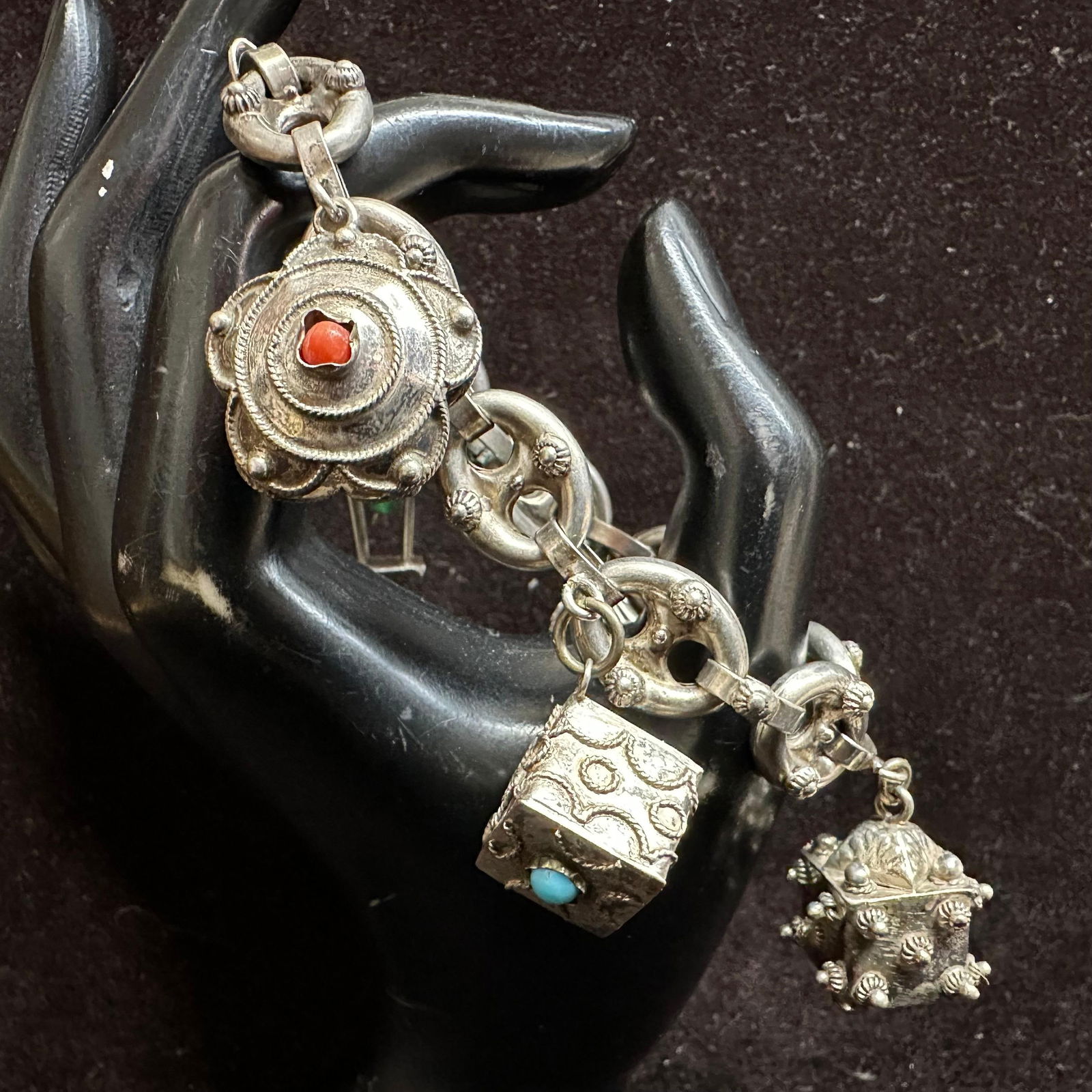 800 Silver Charm Puff Mariner Chain Style Bracelet Five Charms Q43 (1 of 8)