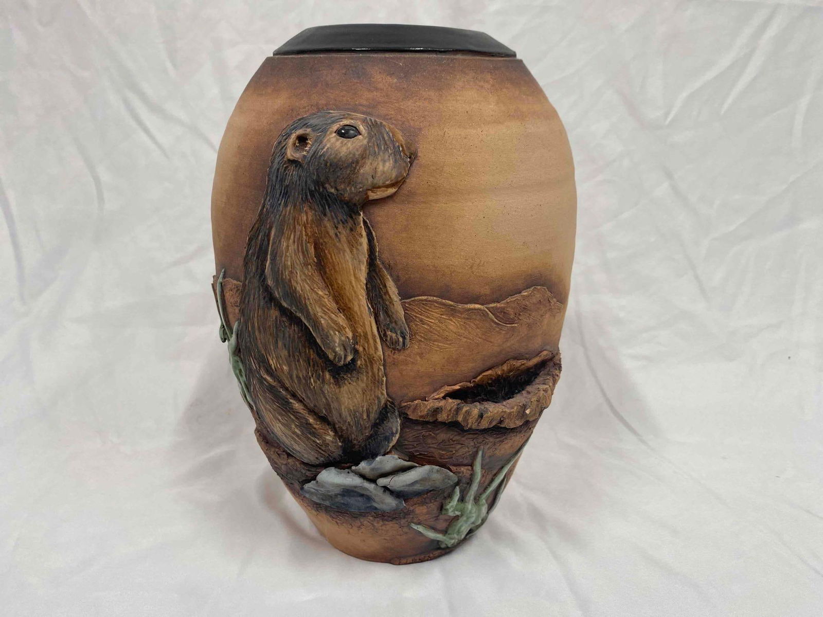 Old Patagonia 2006 Marty Frolick Prairie Dog Ceramic Vase (1 of 5)