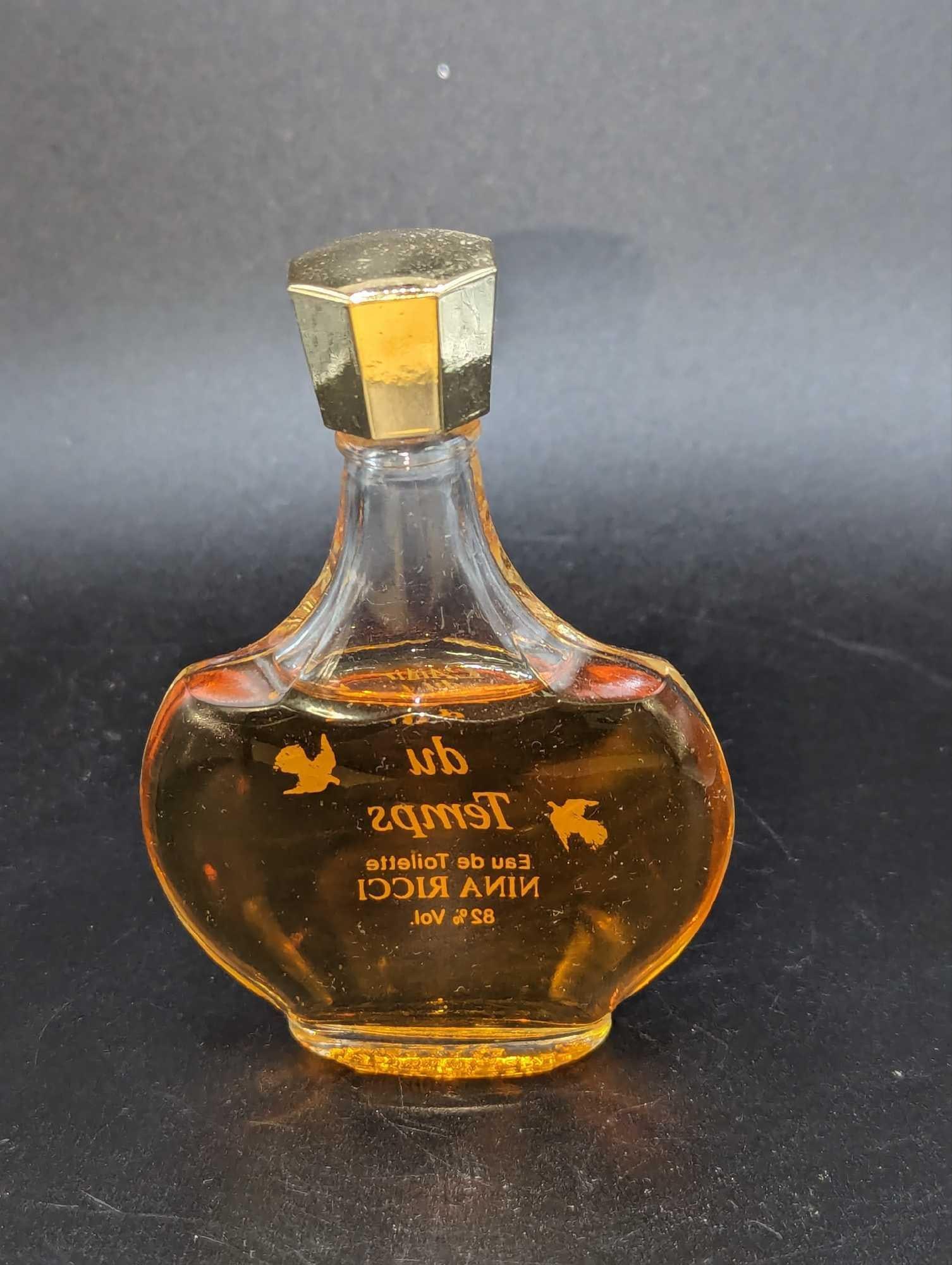 L'Air du Temps Nina Ricci Eau de Toilette 25ml (1 of 5)