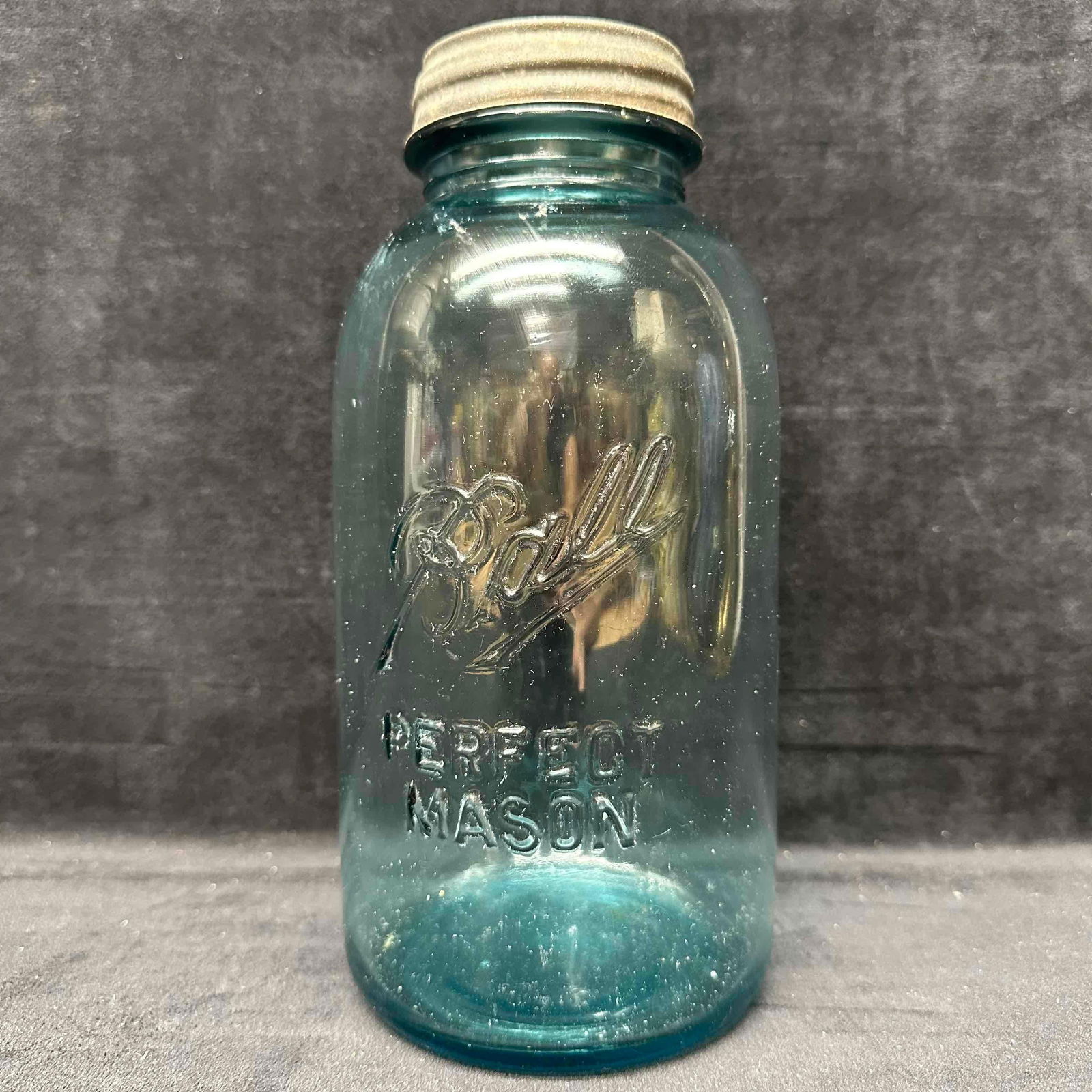 Mold 1 Underlined Antique Aqua Blue Ball Perfect Mason Jar Porcelain Liner Cap (1 of 10)