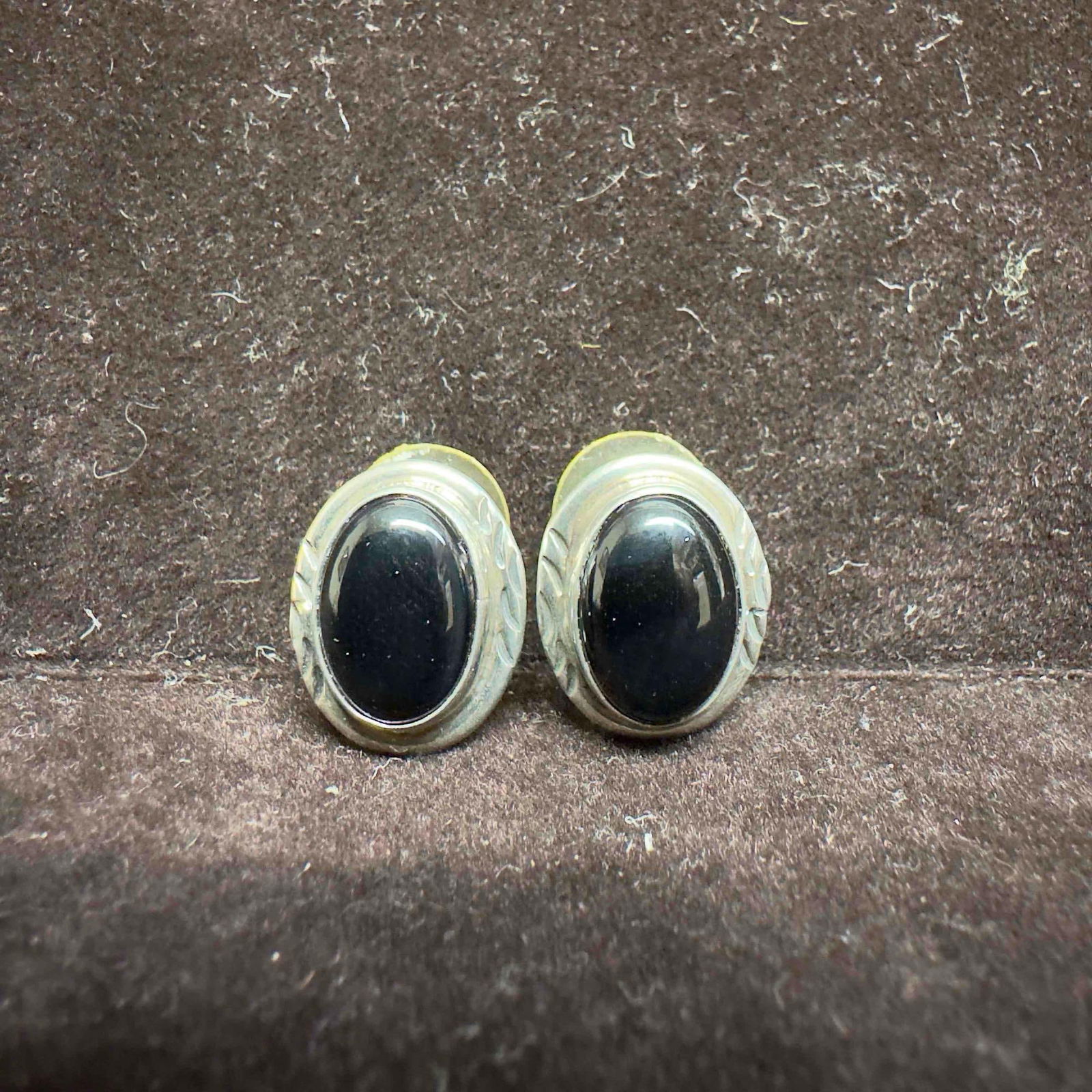 Black Onyx Oval Cabochon Sterling Silver Earrings C68 (1 of 6)