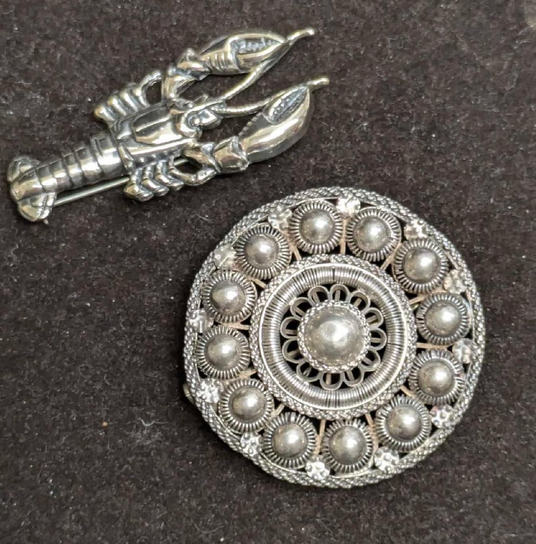 Vintage Danecraft Sterling Silver Lobster And Silver Dutch Button Brooch Pins (1 of 6)