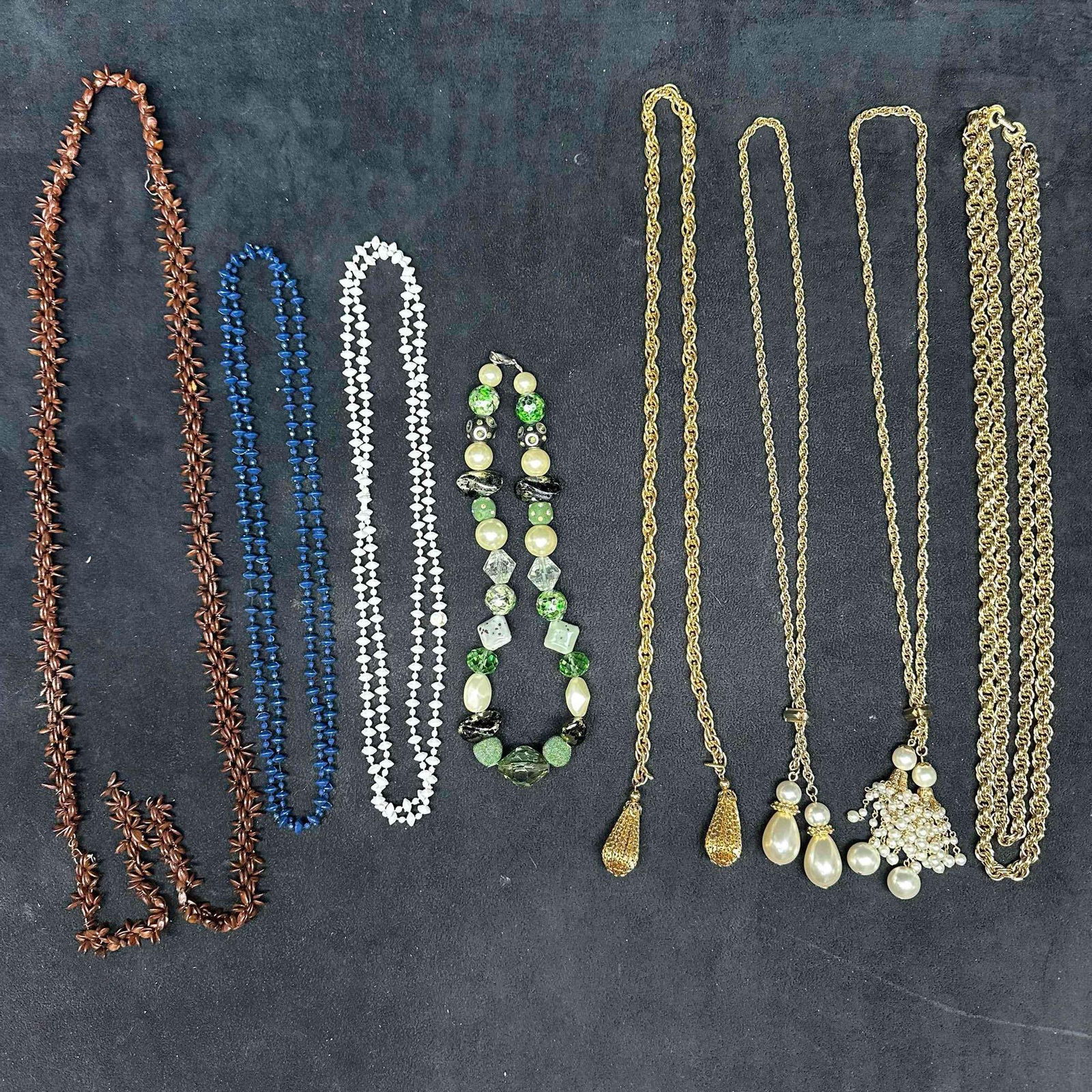 Costume Necklace Collection Plastic Beaded Glass Bead Gold Tone Faux Pearl Jewelry Set (1 of 6)