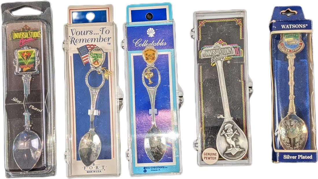5 Florida Universal Souvenir Pewter & Silver Spoons (1 of 7)