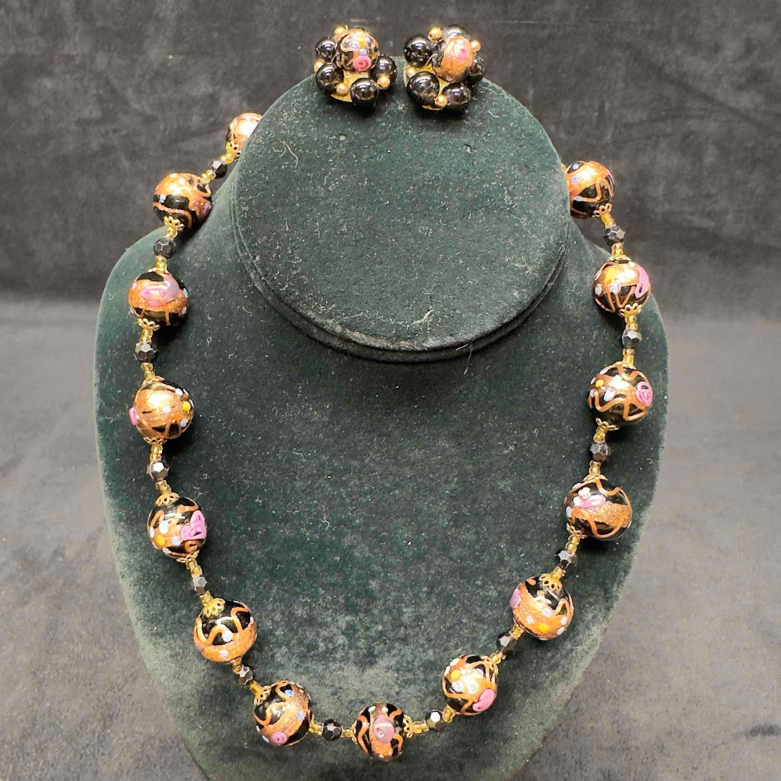 Venetian Murano Lamp Work Art Glass Black Fiorato Round Beaded Necklace and Bead Earrings Set B87: Venetian Murano Lamp Work Art Glass Black Fiorato Round Beaded Necklace and Bead Earrings Set B87. Necklace and earrings with black colored glass beads with beautiful hand painted designs on each. The