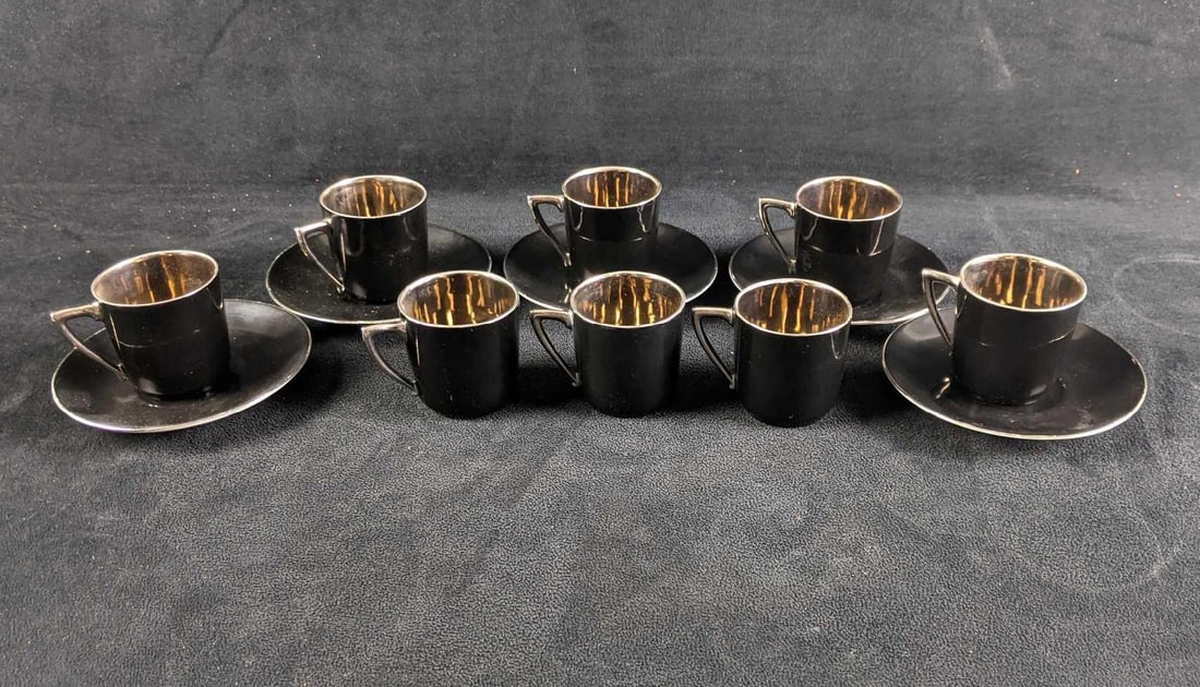 Espresso Set Cups and Saucers Teacups Czech: Espresso Set Cups and Saucers Teacups Czech This Espresso Set comes with five cups and saucers and three extra cups. This is a unique vintage Czechoslovakian espresso set that is not around anymore