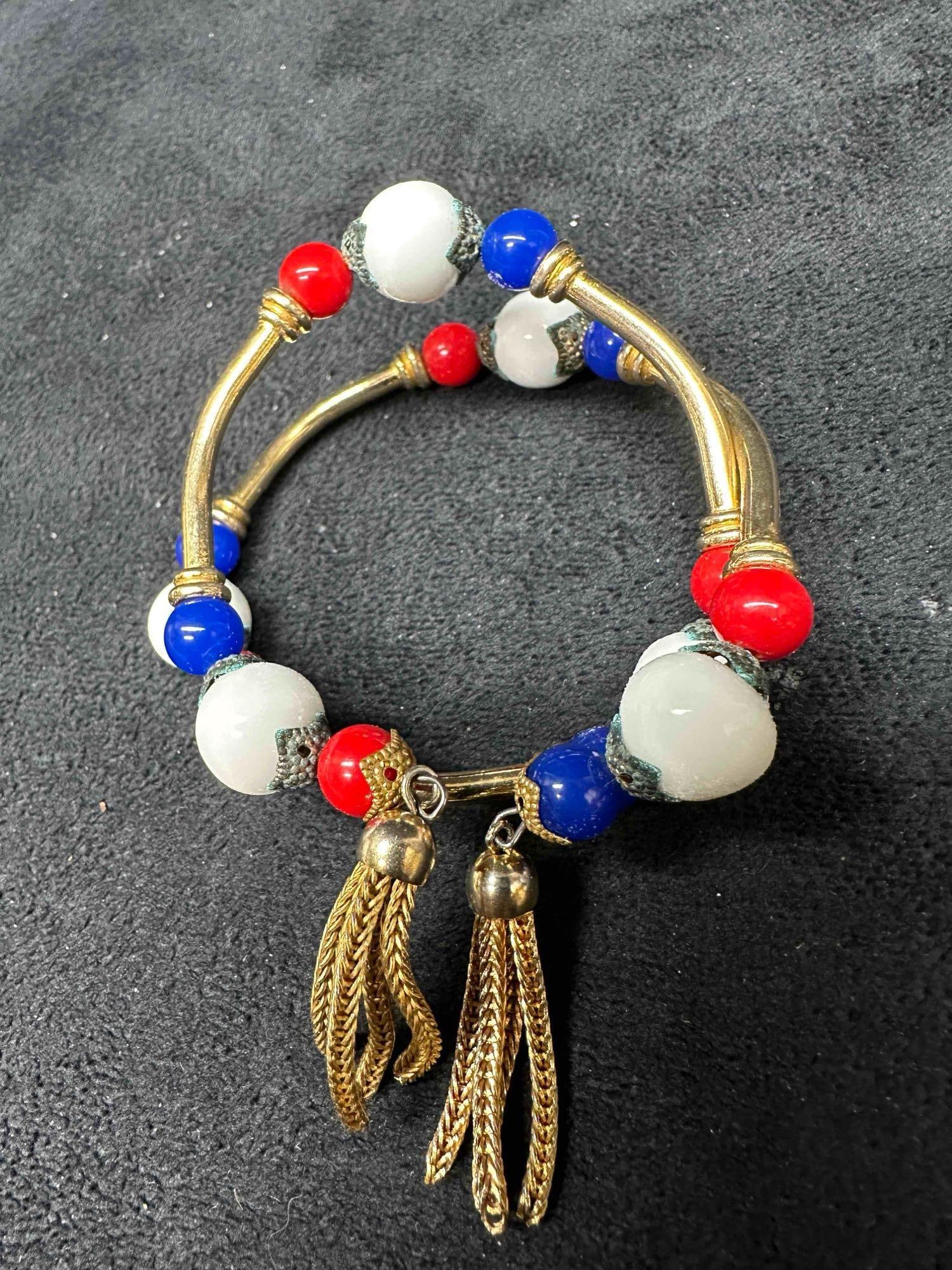 Murano Venetian Lamp Work Glass Red White and Blue Round Beaded Bracelet E91 (1 of 6)
