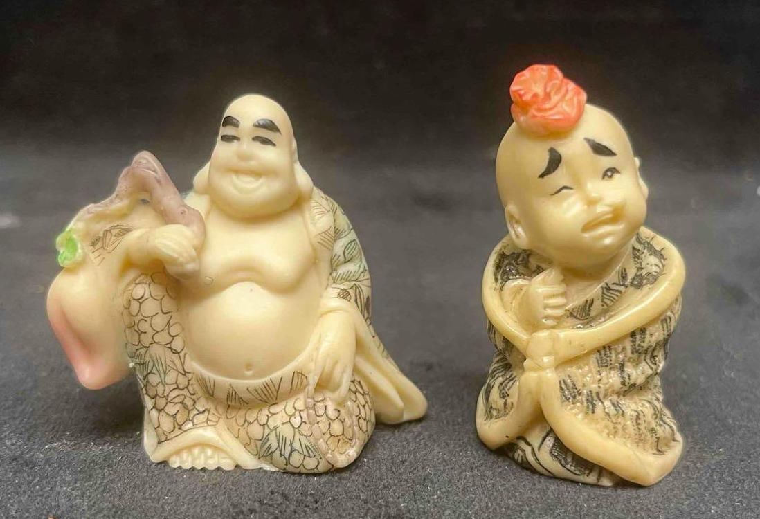 Two Netsuke Figurines - 6