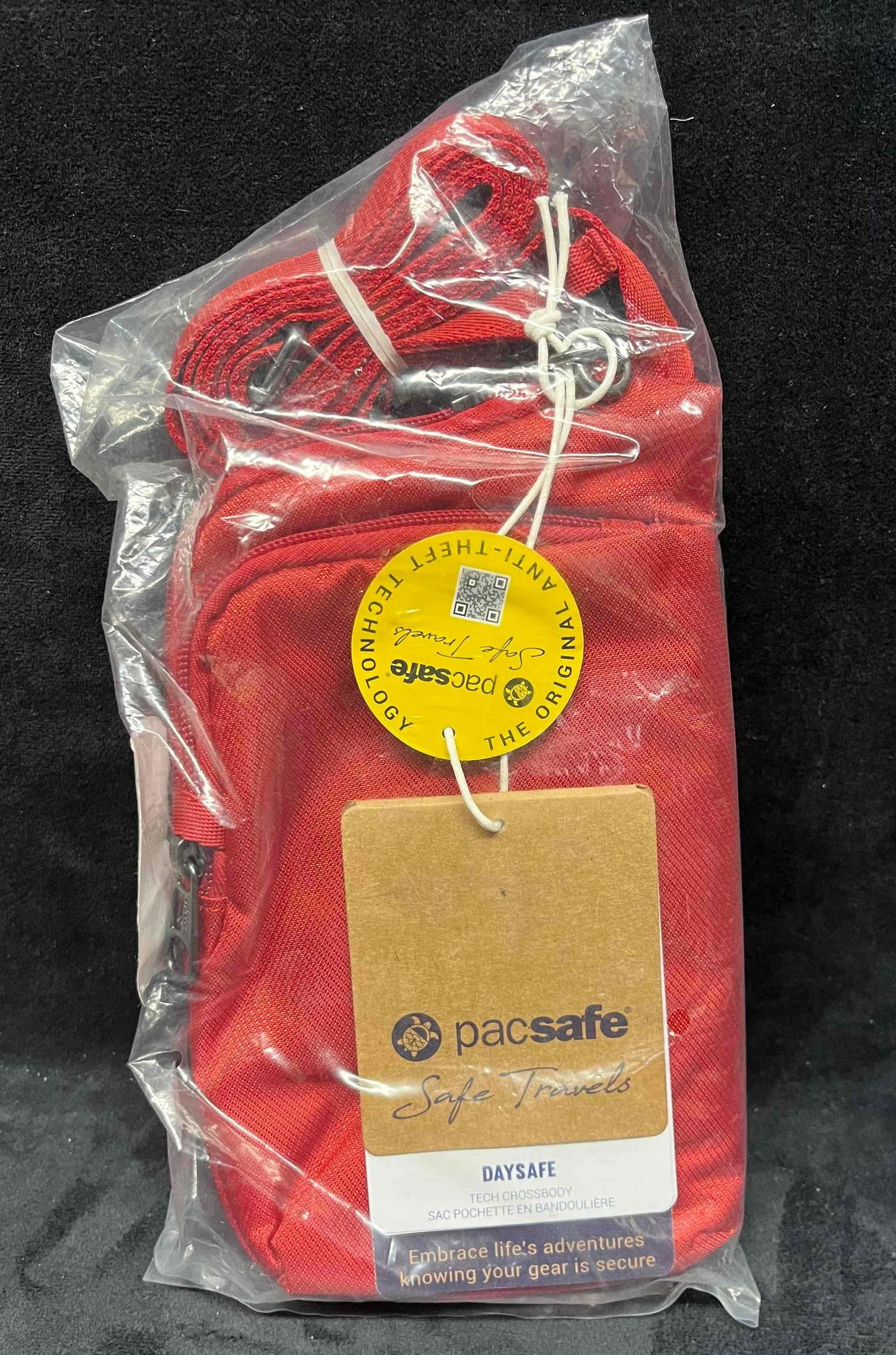 PacSafe Tech Cross Body Bag (1 of 5)