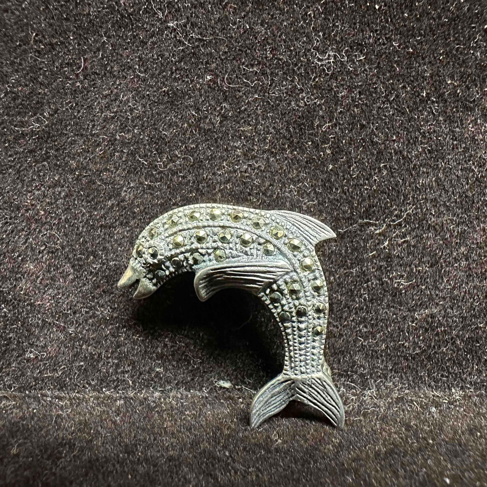 Marcasite Small Stone Sterling Silver Dolphin Brooch Pin F31 (1 of 5)