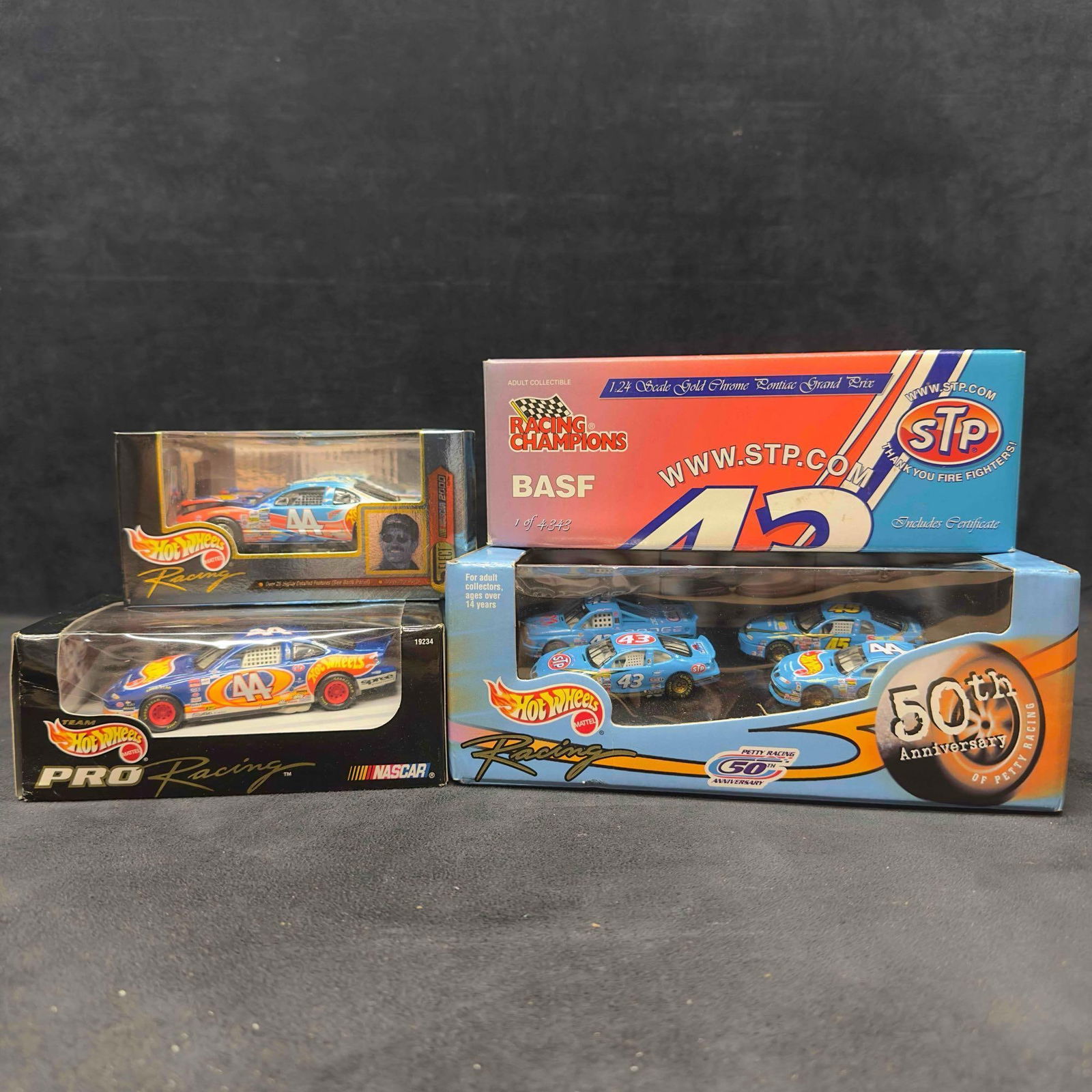 Kyle and Richard Petty Racing Collectibles Set Lot of Seven Collectible NASCAR Stock Cars Chrome (1 of 13)