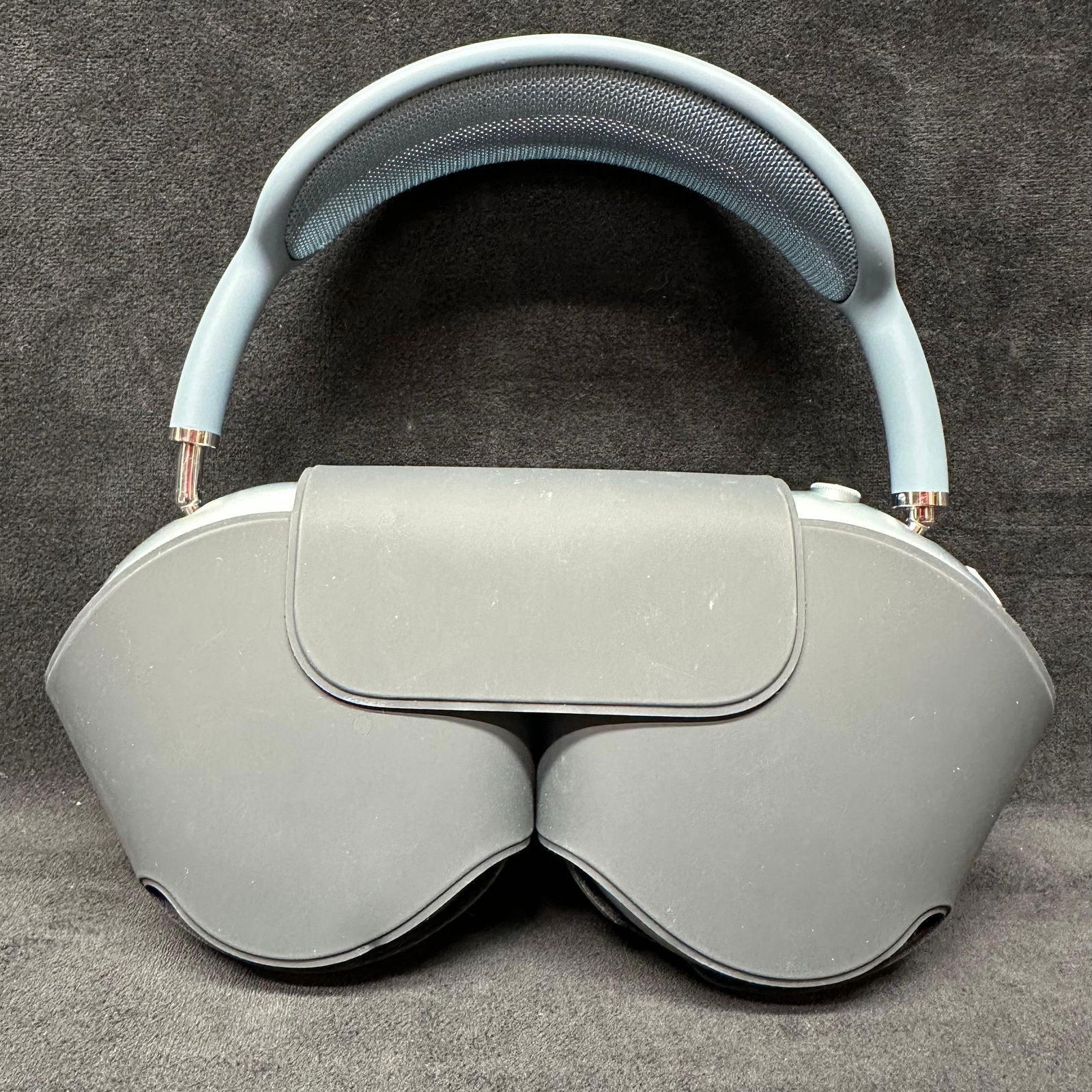 Apple AirPods Max Wireless Over-Ear Headphones Sky Blue Model A3184 (1 of 14)