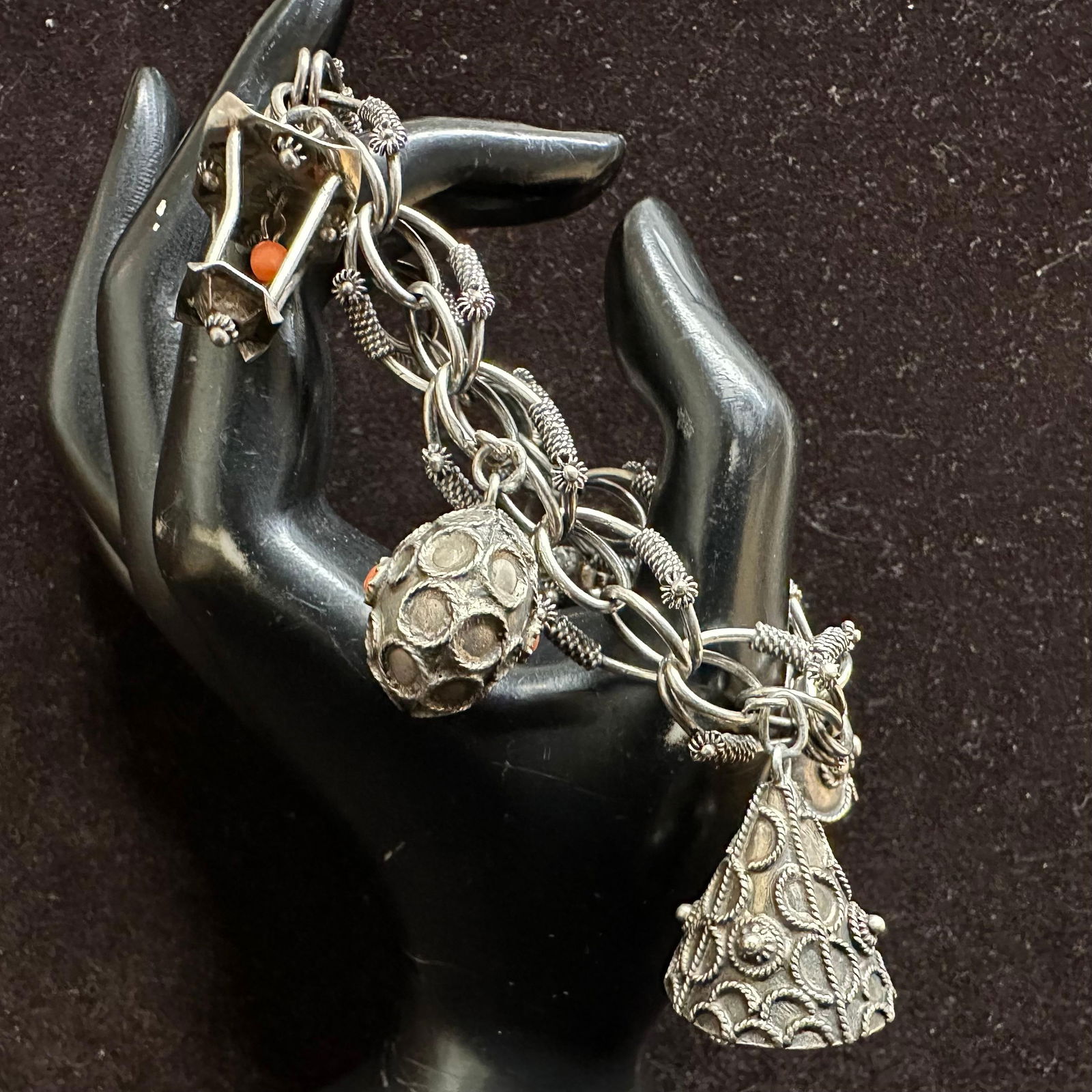Floral Motif Wire Chain Silverwork 800 Silver Charm Bracelet R24 (1 of 6)