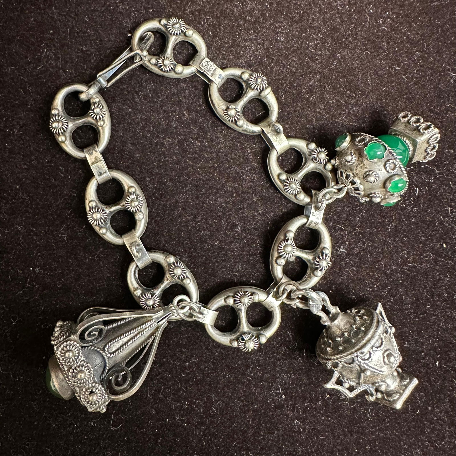 Green Stone Ornate Charms 800 Silver Bracelet with Single Danecraft Sterling Charm: This item is in good pre-owned, previously used/displayed condition with noticeable light wear and surface scratches. Please reference all photos for full details. This piece of jewelry has been teste