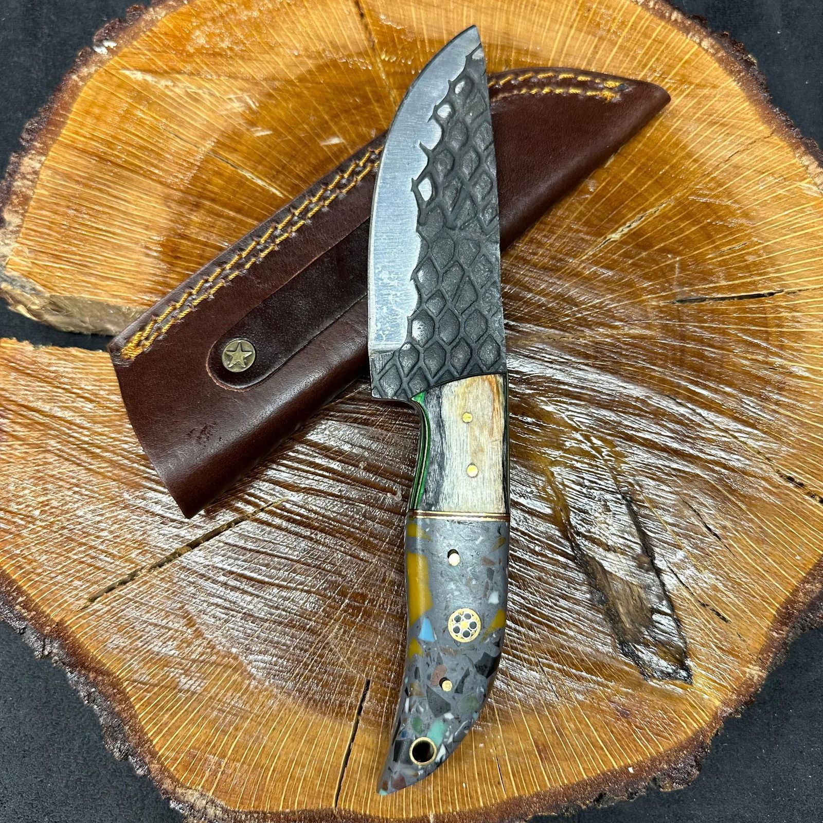 MHS Cutlery Fixed Textured Blade Knife Q6 Curved Handle (1 of 4)