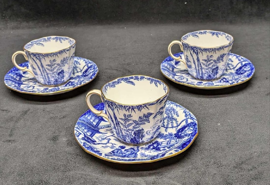 3 Vintage Mikado Royal Crown Derby Cups And Saucers A (1 of 8)