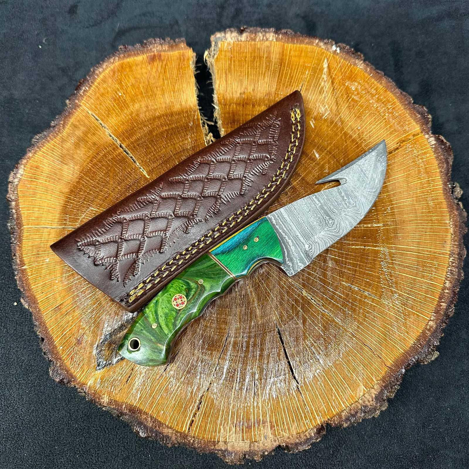 MHS Cutlery Steel Fixed Blade Curved Knife with Leather Sheath Q28 (1 of 4)