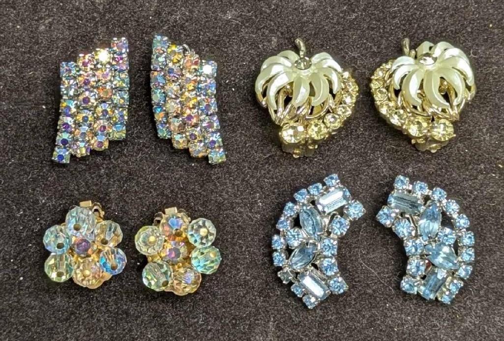 Vintage Unmarked AB Crystals And Rhinestone Clip On Earrings (1 of 6)