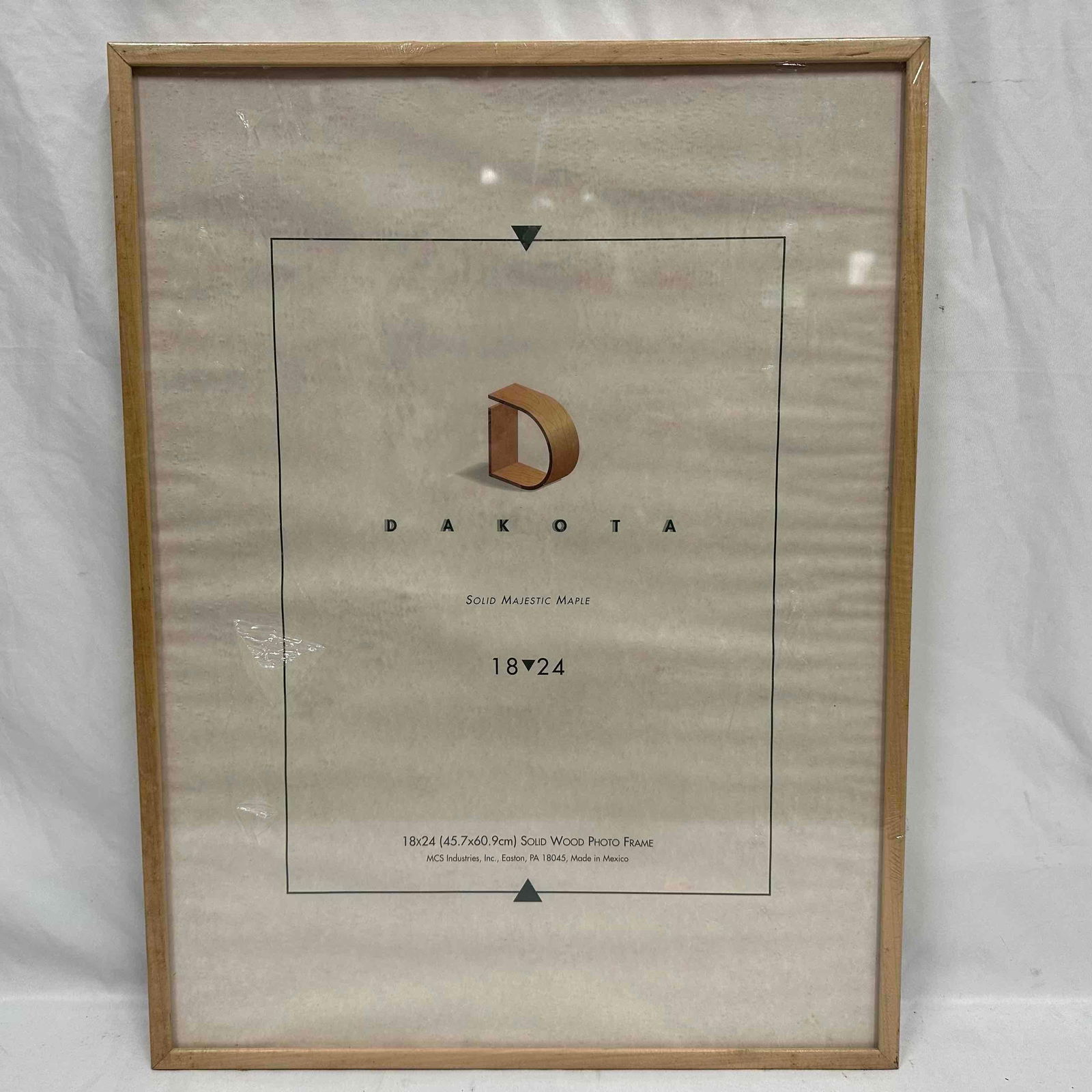 MCS Industries Dakota 18" x 24" Majestic Maple Solid Wood Photo Frame (1 of 5)