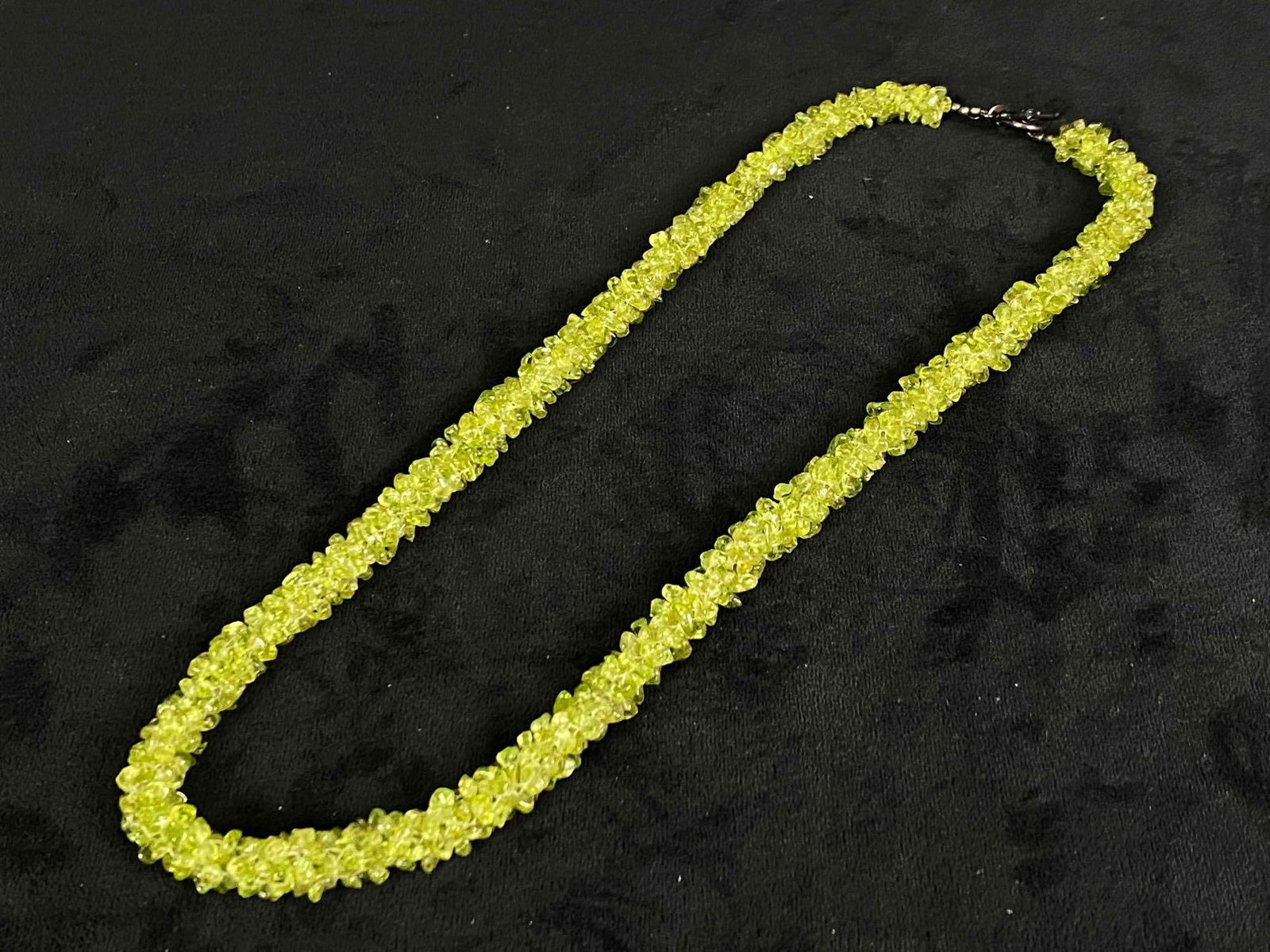Sterling Designer Novica Handcrafted Peridot Beaded Necklace: This fine sterling natural stone Designer piece has been tested and researched prior to listing. Please view all our pictures they are part of our description .Happy Bidding Metal : Sterling Toggle C