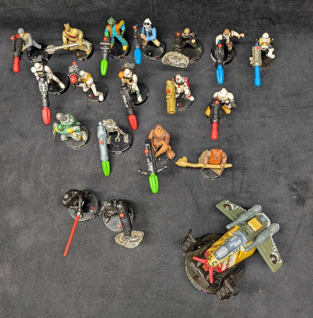 19 Star Wars Attacktix Tabletop Game Figures - 5