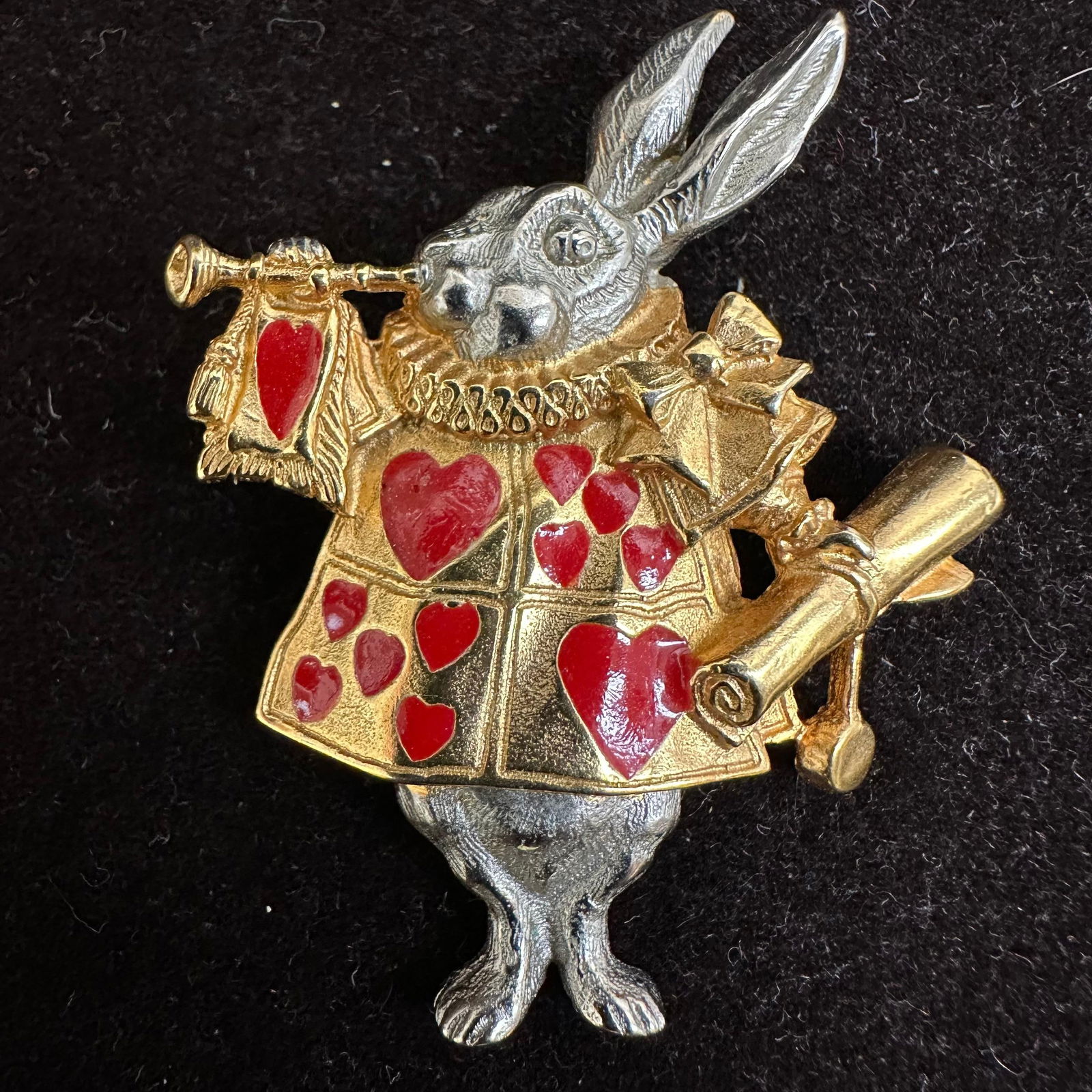 Metropolitan Museum of Art MMA Alice In Wonderland White Rabbit Brooch Pin Pendant 1991 (1 of 4)