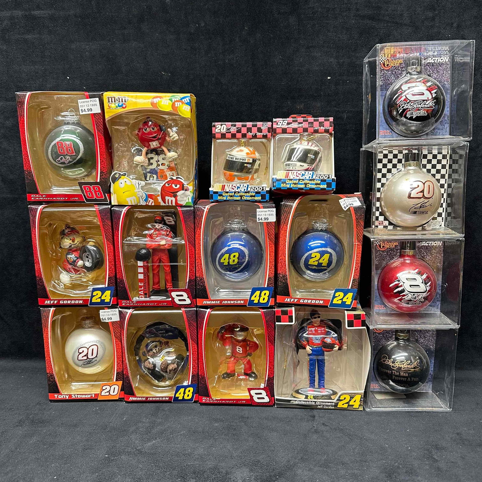 NASCAR Holiday Christmas Ornament Set Sixteen 16 Collectible Ornaments: NASCAR Holiday Christmas Ornament Set Sixteen 16 Collectible Ornaments. Collectible holiday ornaments featuring several NASCAR themed pieces. Sixteen ornaments with some duplicates. These items are in