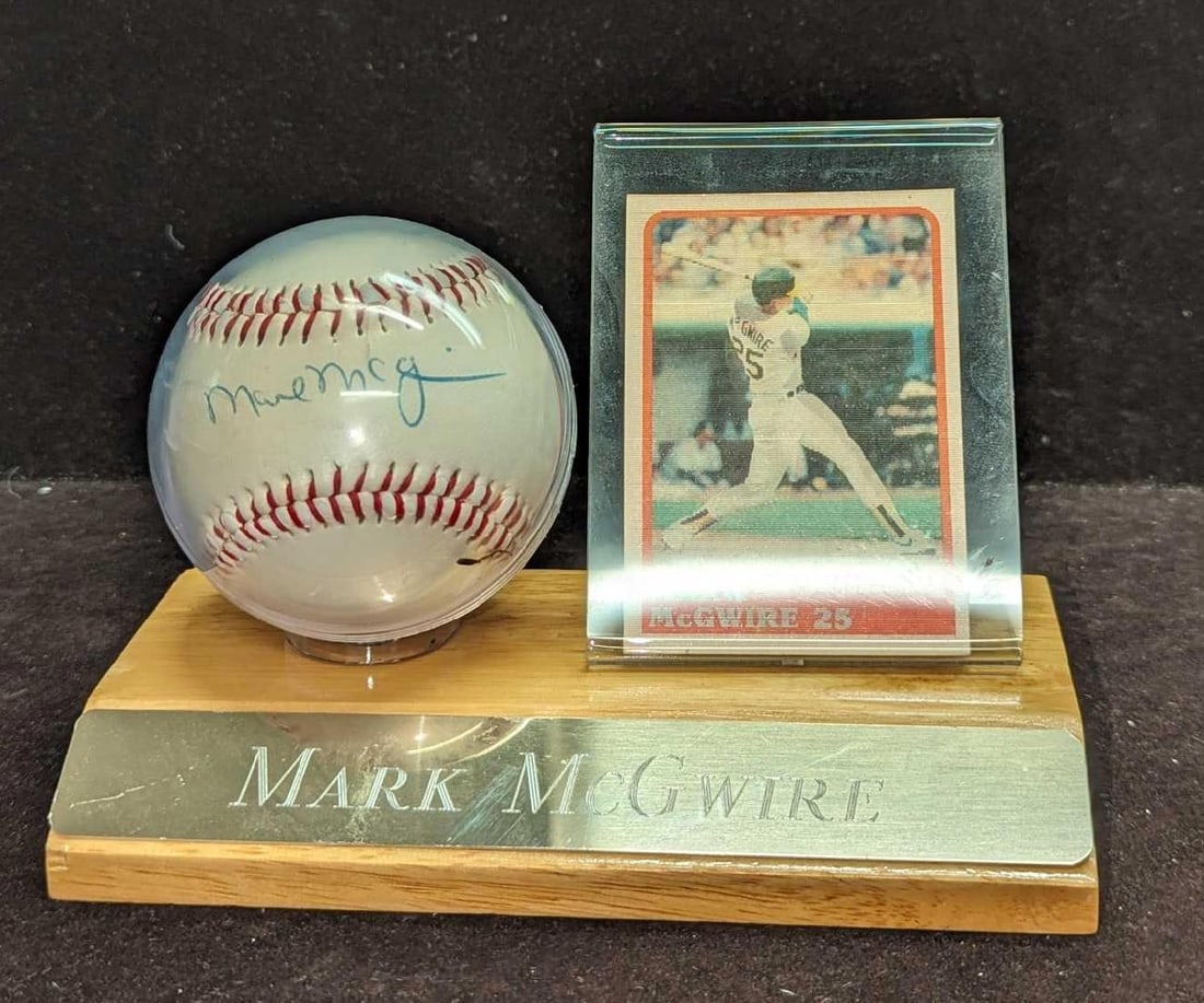 Autographed Mark McGwire With Sportflics Card (1 of 6)