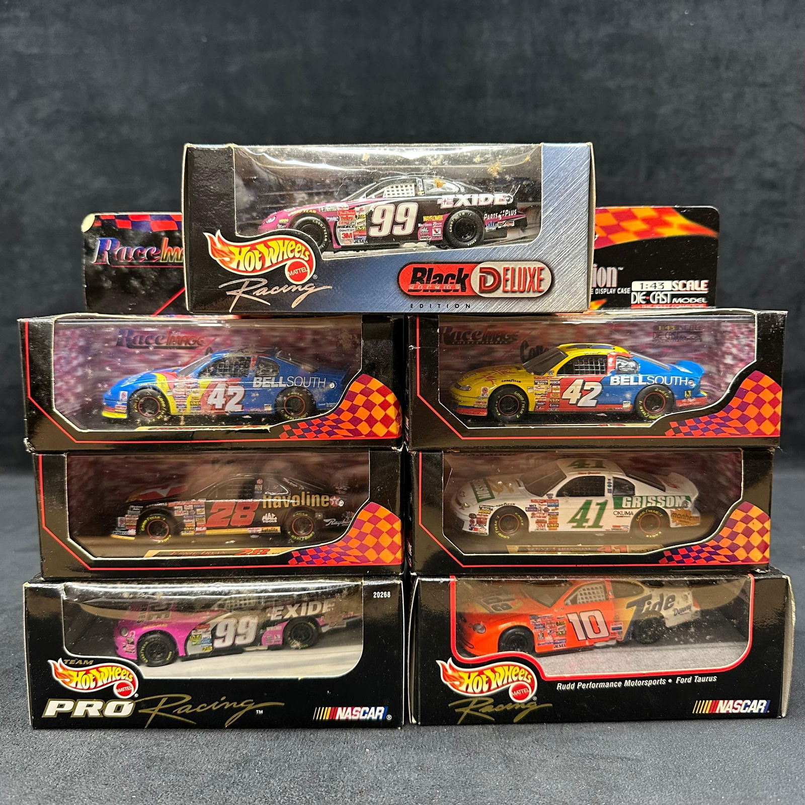 Hot Wheels Race Image NASCAR Lot of Seven Die-Cast Cars 1:43 Scale (1 of 6)