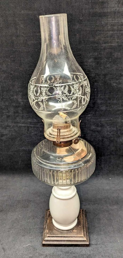 Vintage No 2 Queen Anne Oil Lamp Milk Glass (1 of 7)