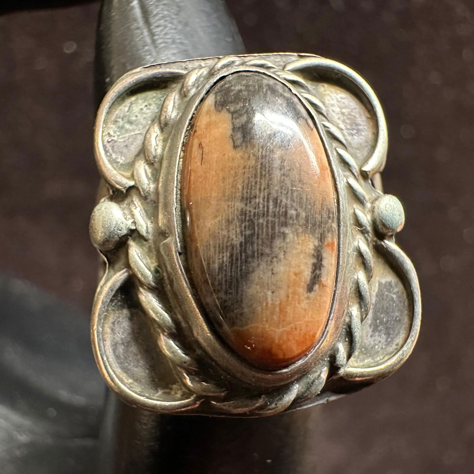 Petrified Wood Style Agate Silver Ring After Native American Design (1 of 7)