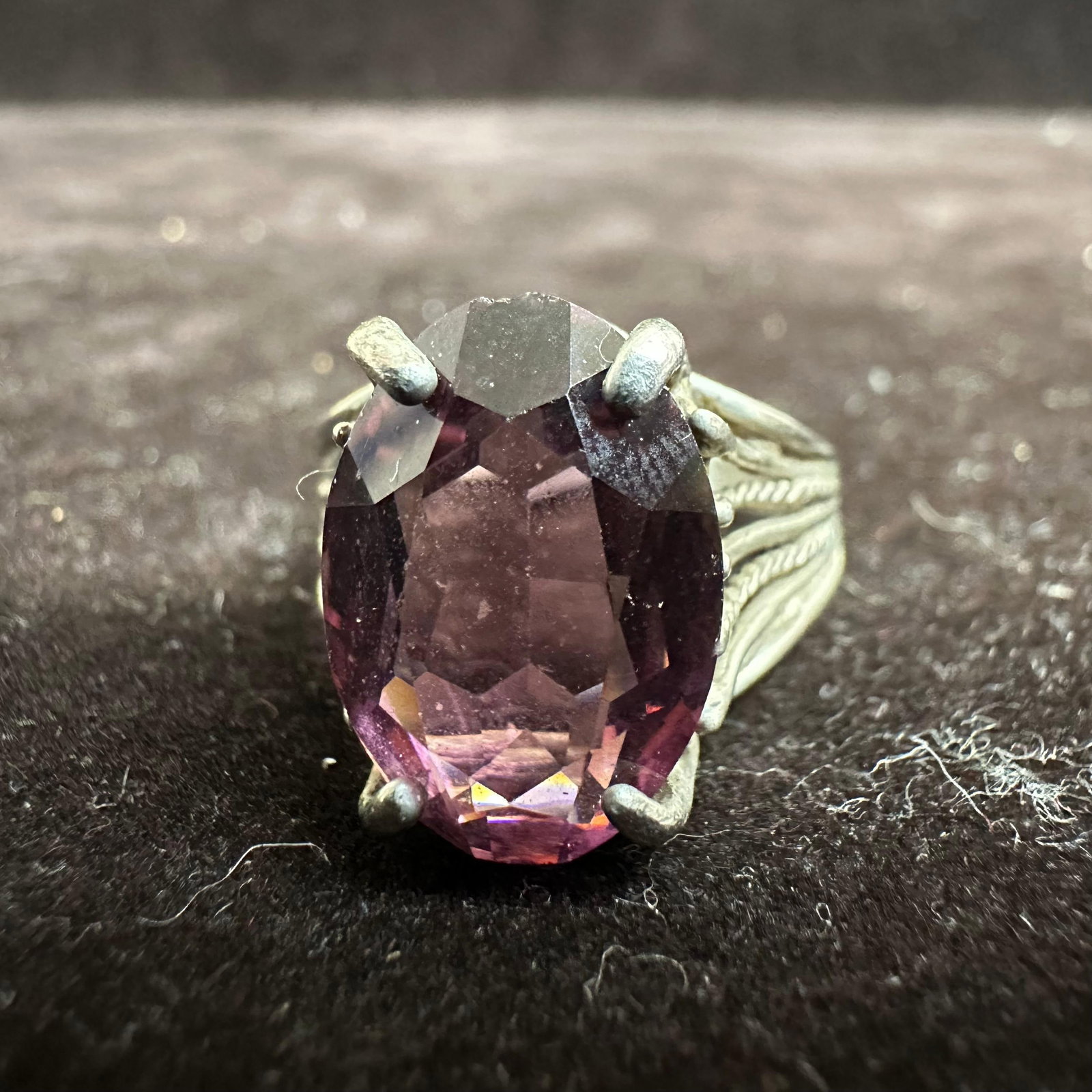 Sterling Silver 925 Amethyst Faceted Oval Stone Cocktail Ring N5: This item is in good pre-owned, previously used/displayed condition with noticeable light wear and surface scratches. Please reference all photos for full details. This piece of jewelry has been