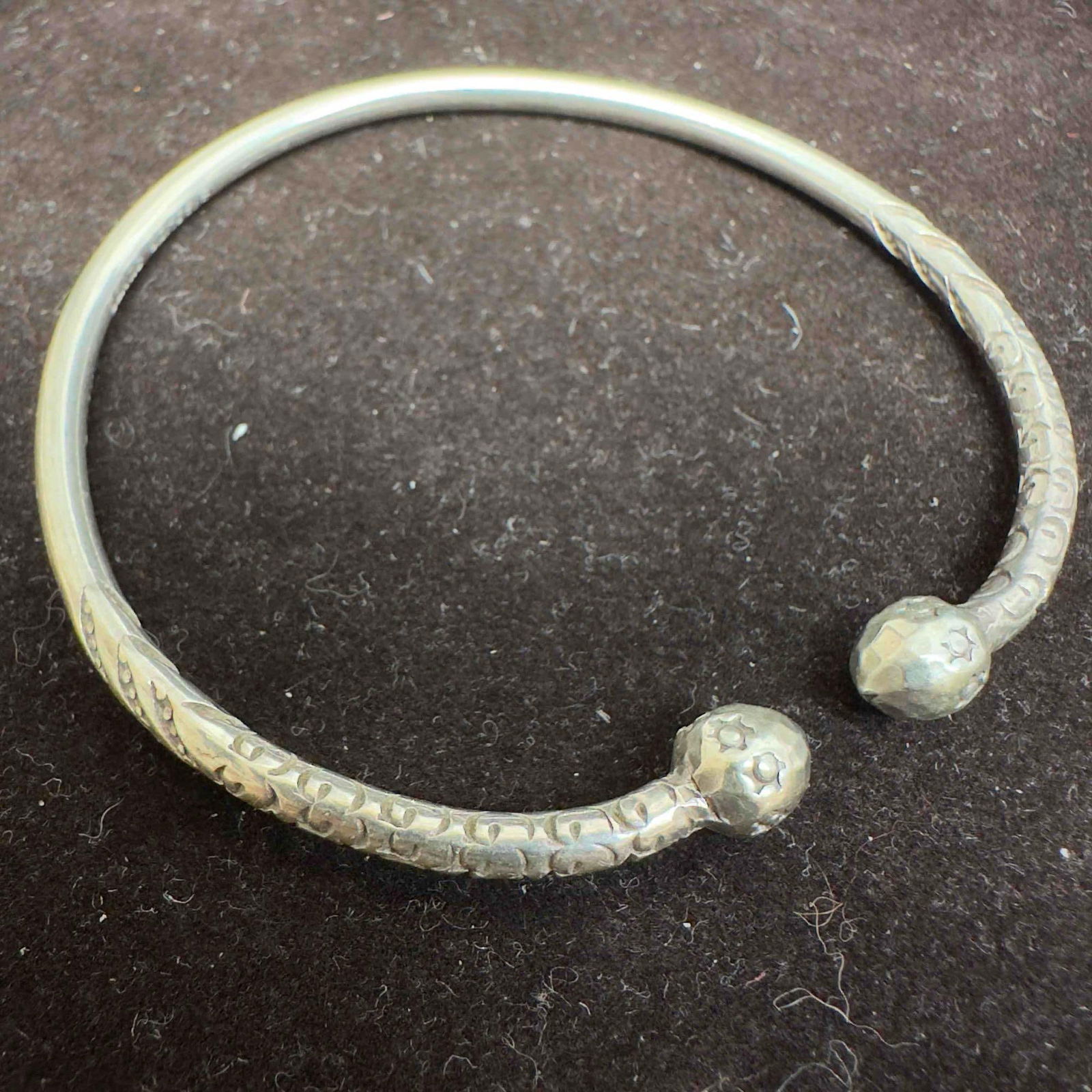 Calypso Style Sterling Silver 925 Solid Ball Point Bangle Bracelet - 6